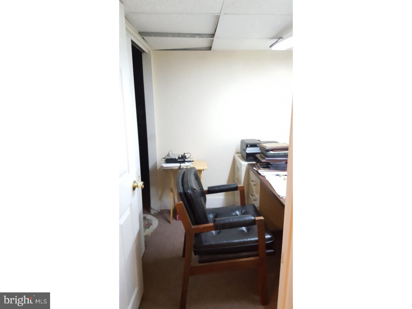 DAWSON MANOR - Residential