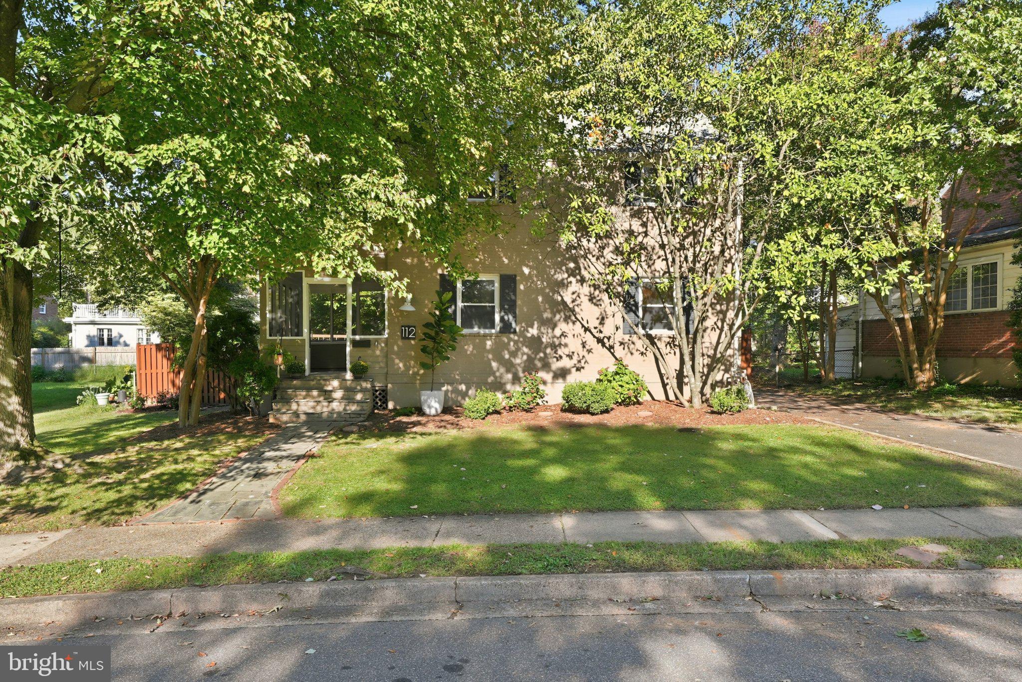 112 N WAKEFIELD STREET