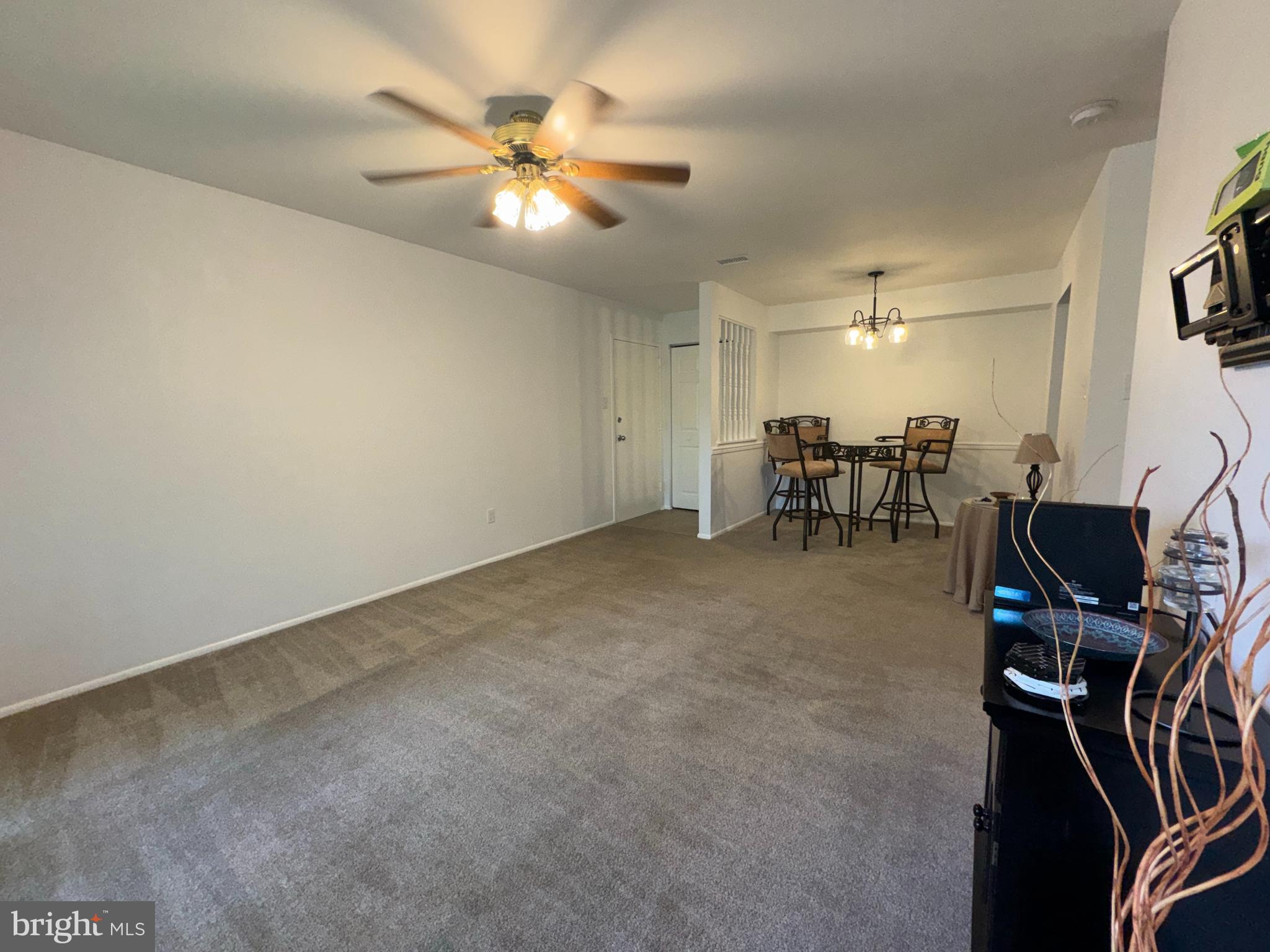 ROBERTS FIELD - Residential