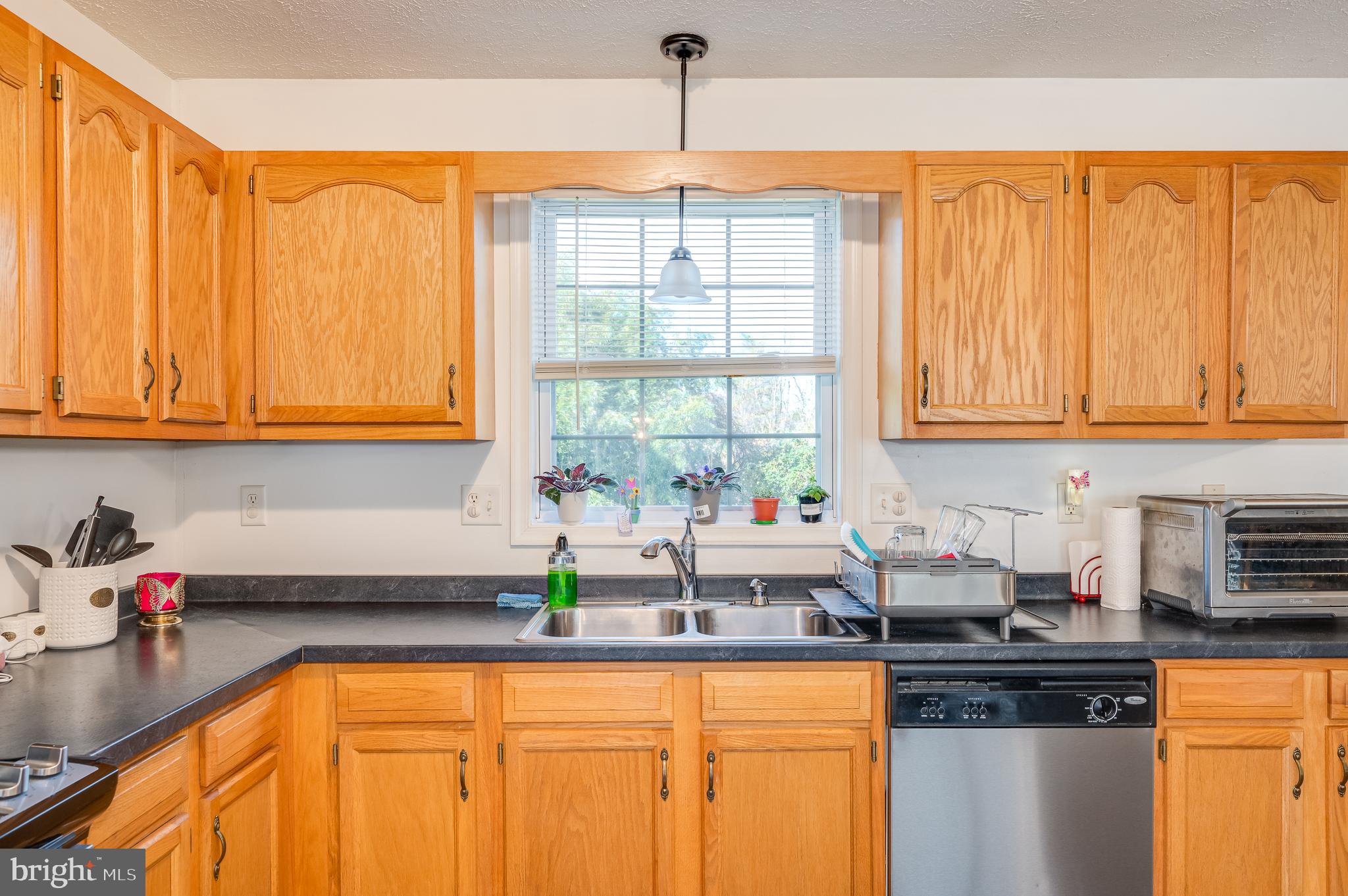 ELIZABETH STATION - Residential