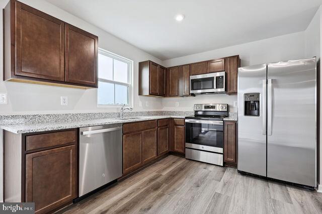 CARDINAL POINTE - Residential