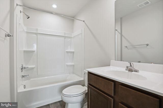 CARDINAL POINTE - Residential