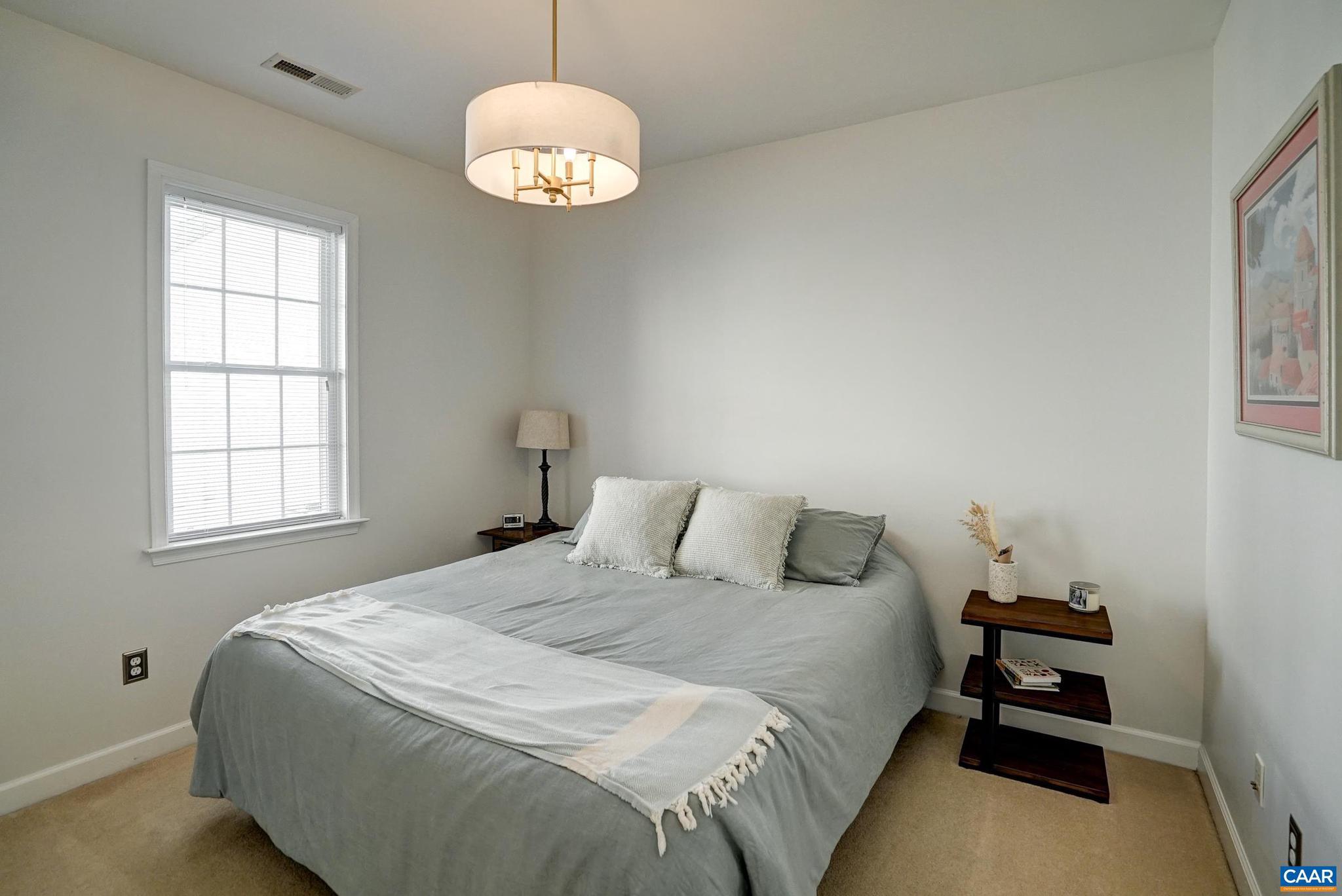 SPRING CREEK - Residential