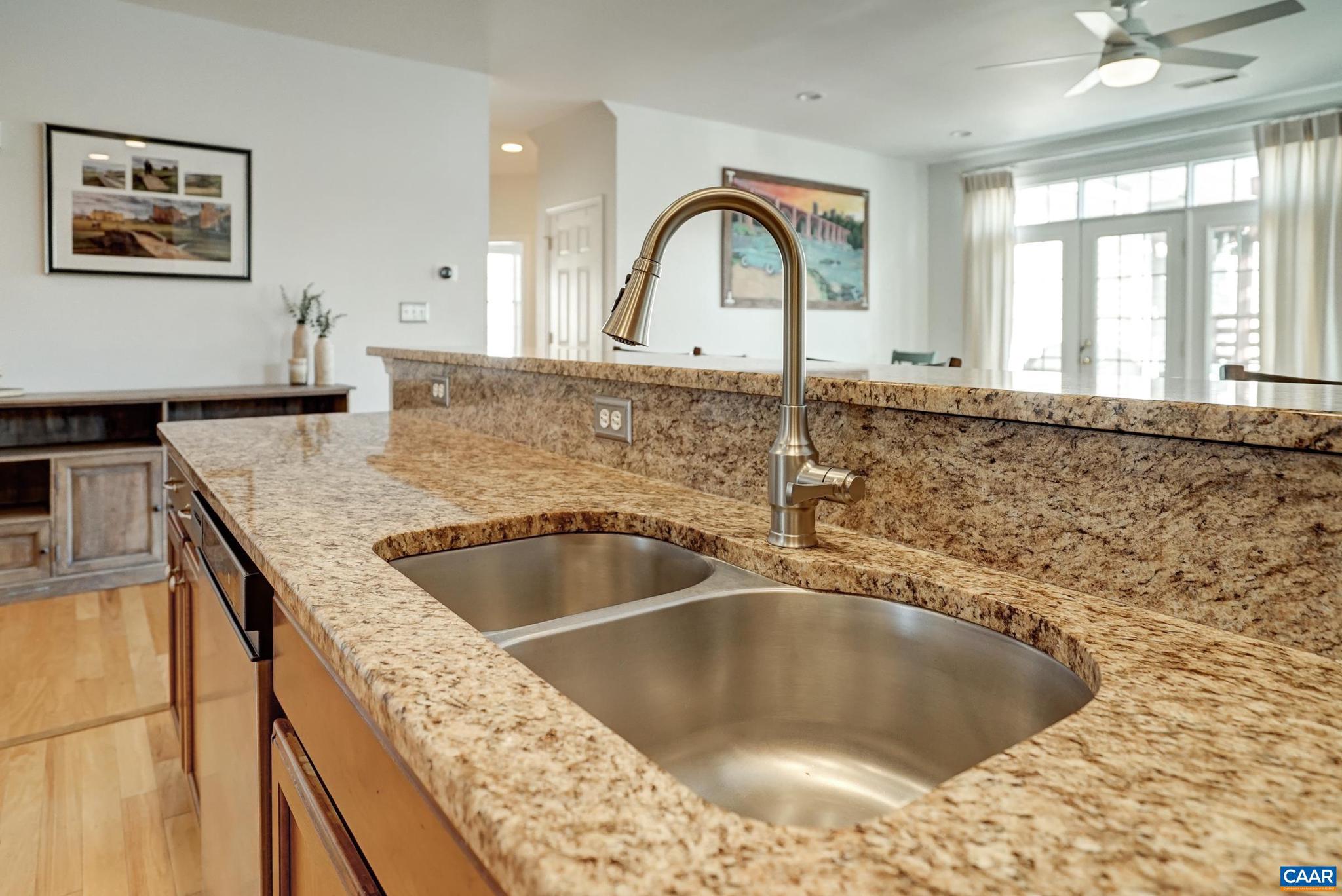 SPRING CREEK - Residential