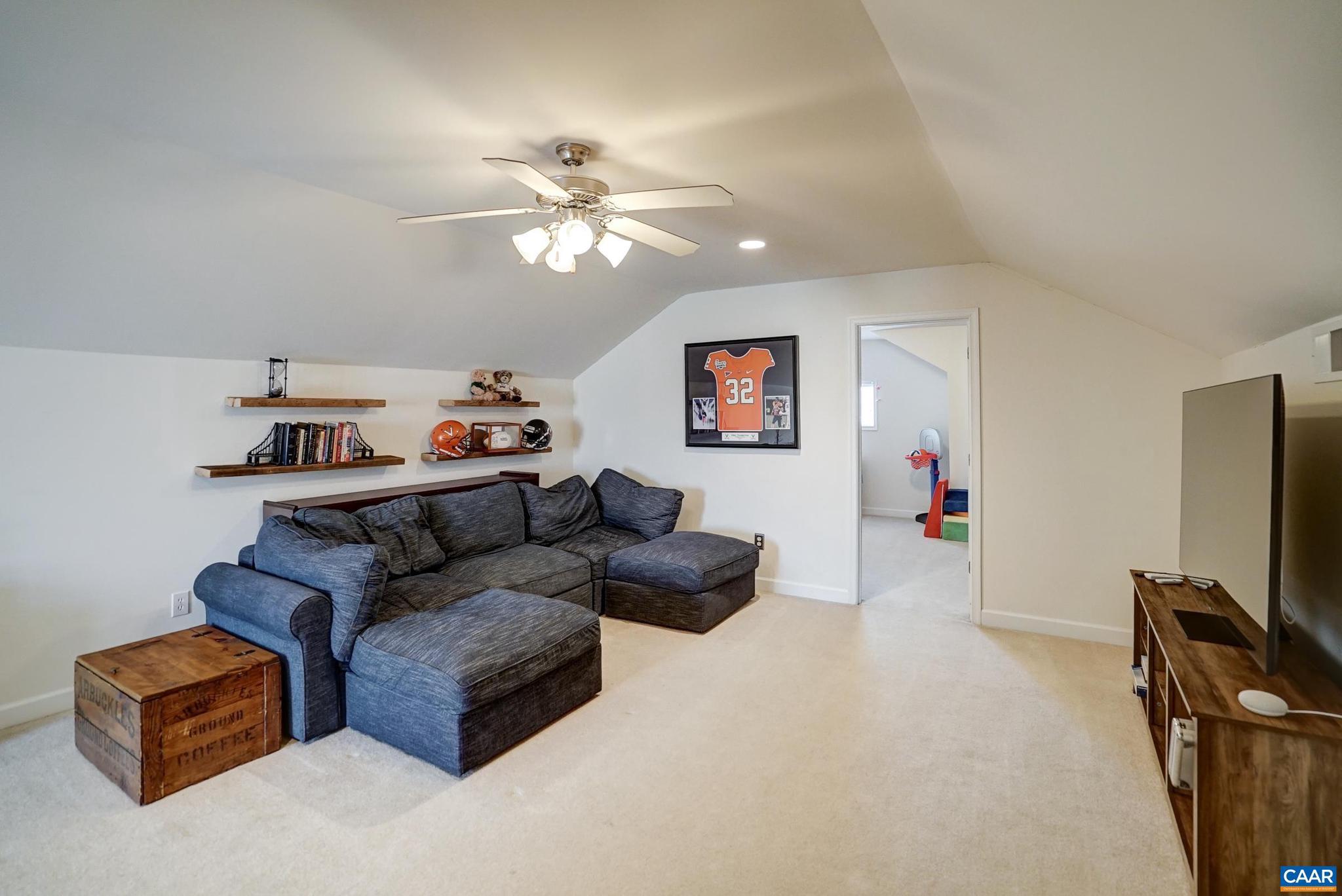 SPRING CREEK - Residential