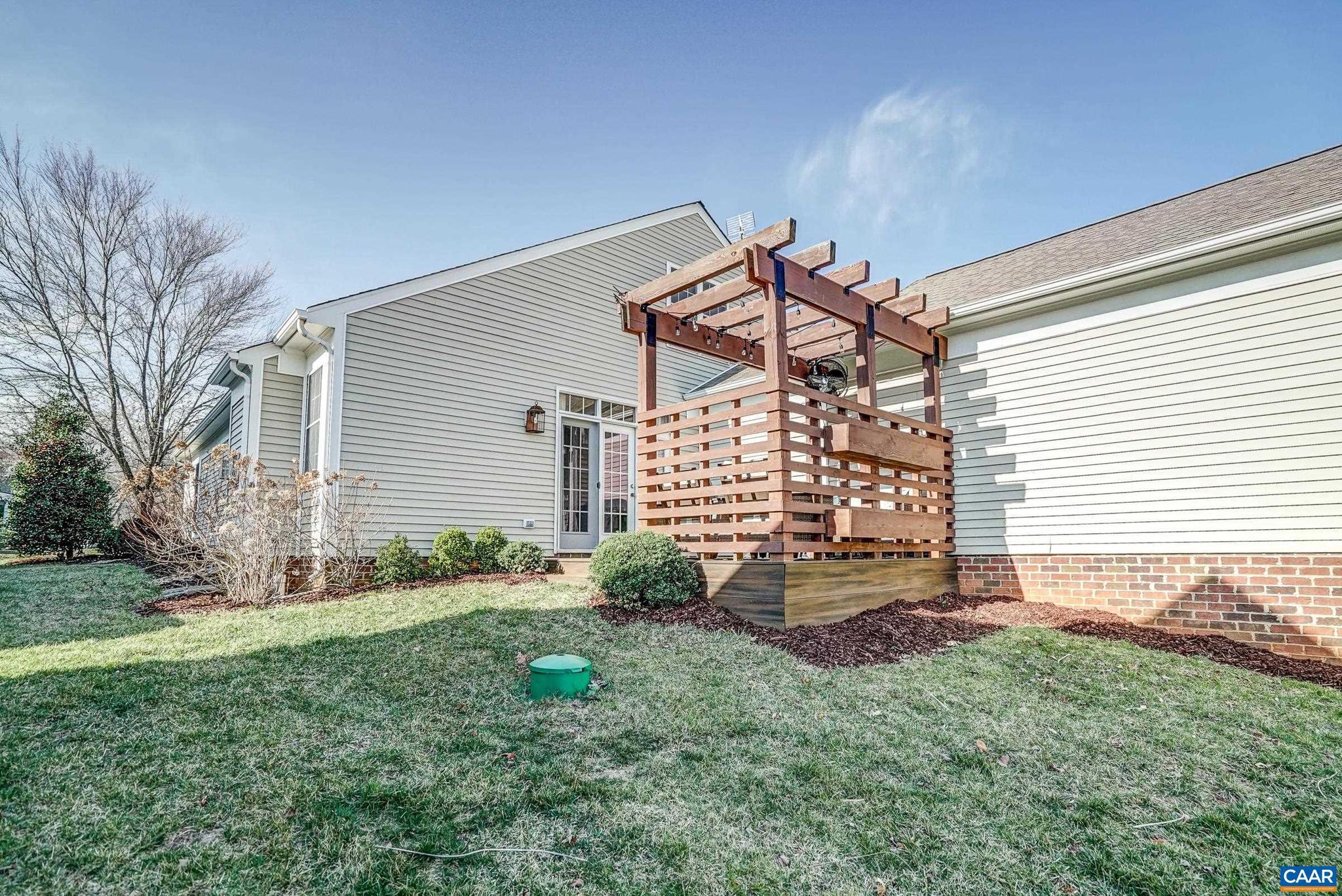 SPRING CREEK - Residential