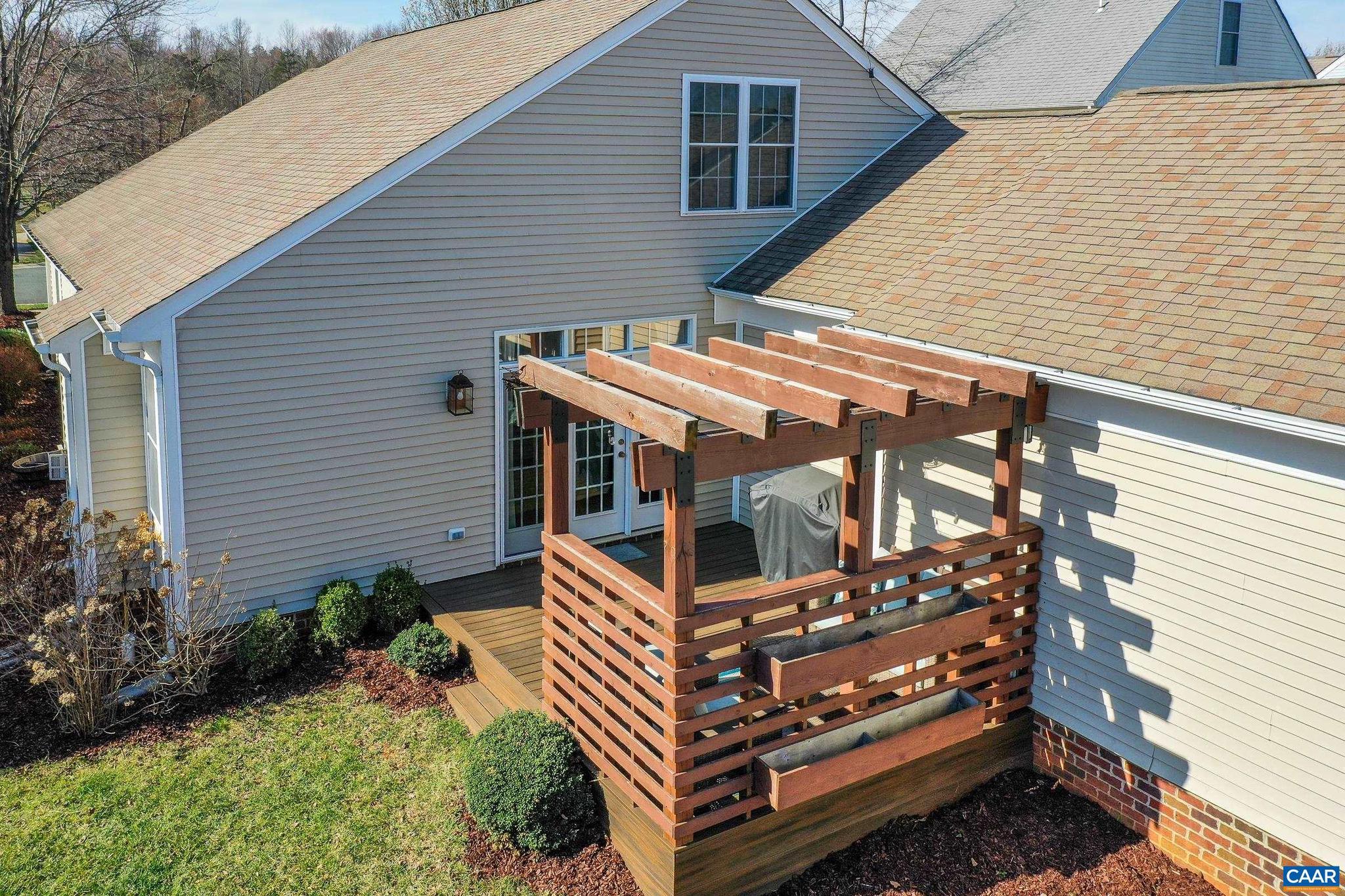 SPRING CREEK - Residential