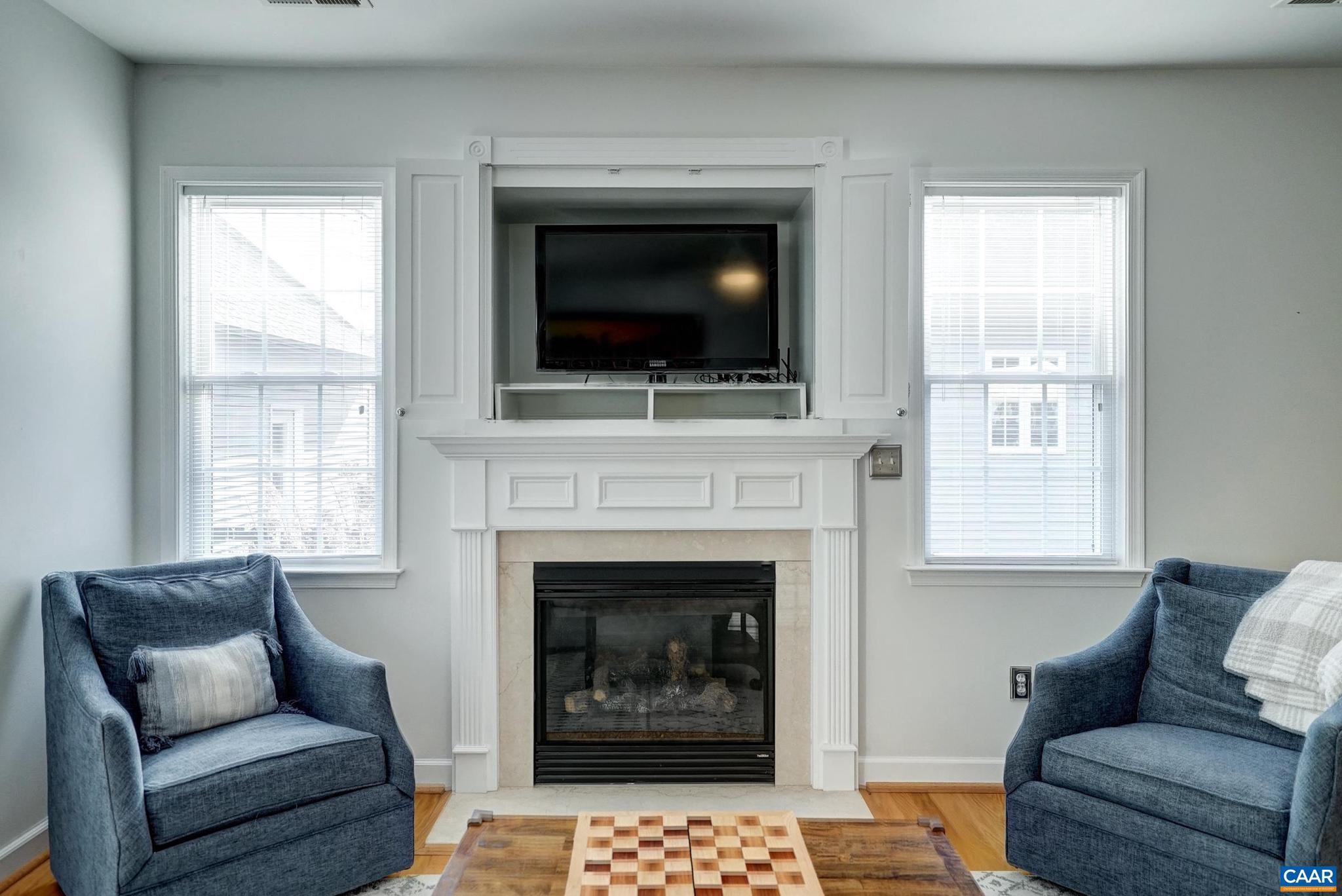 SPRING CREEK - Residential