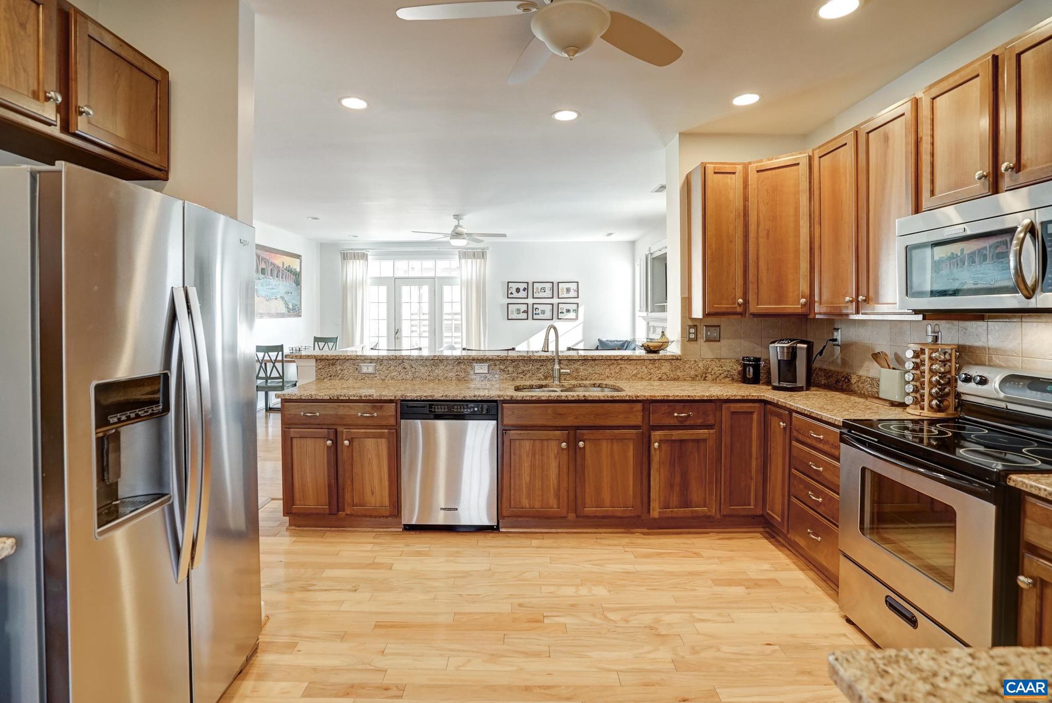 SPRING CREEK - Residential