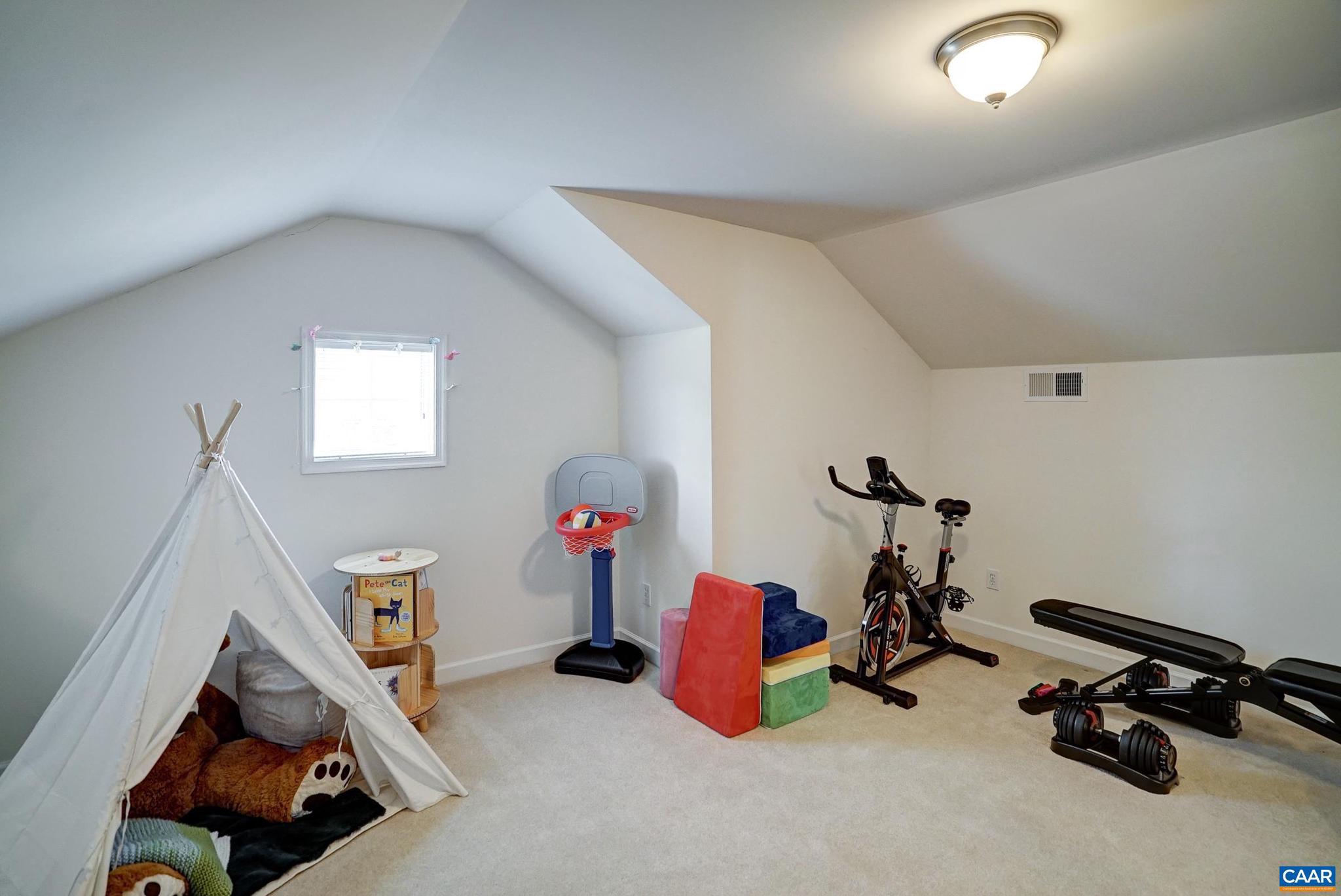 SPRING CREEK - Residential