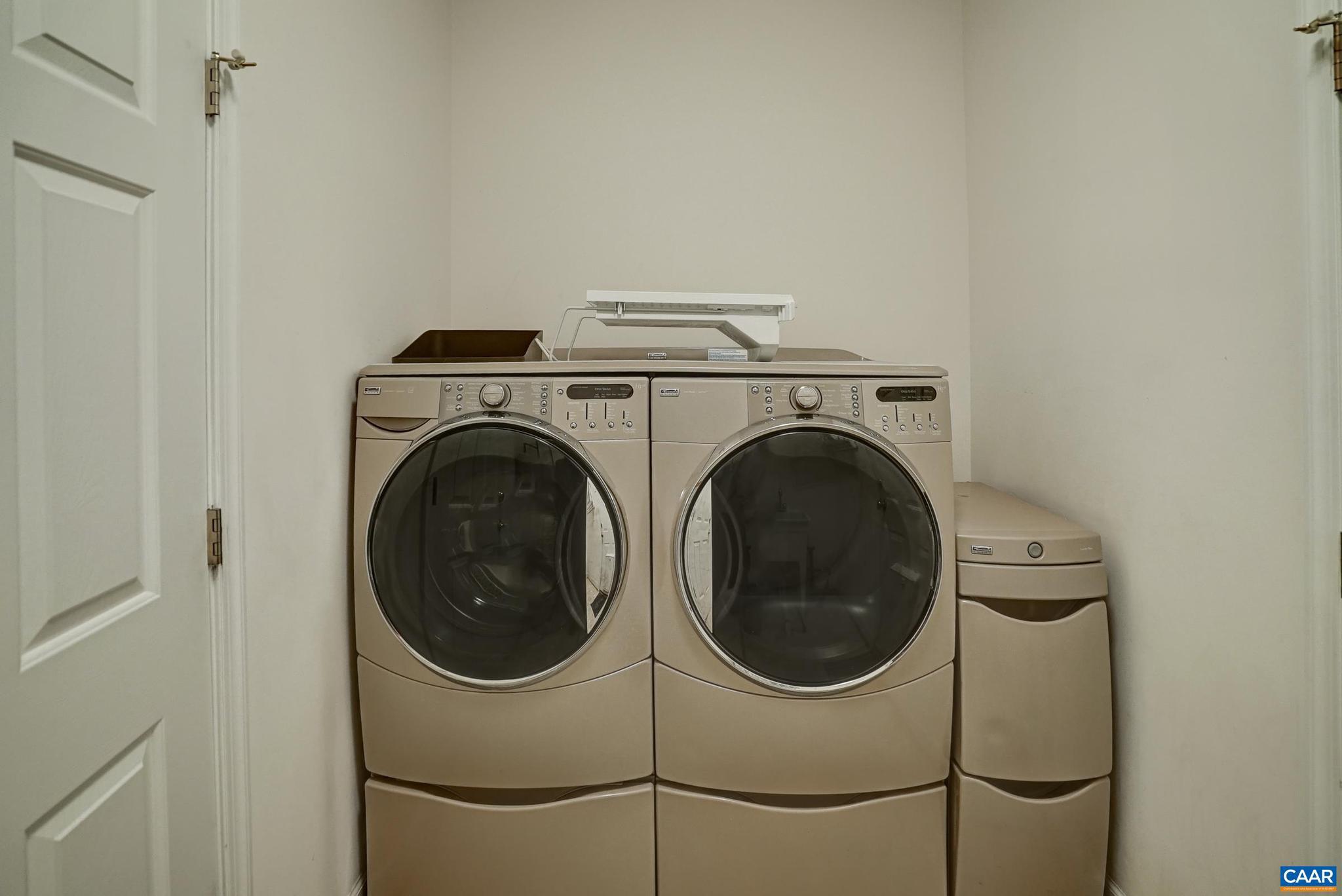 SPRING CREEK - Residential