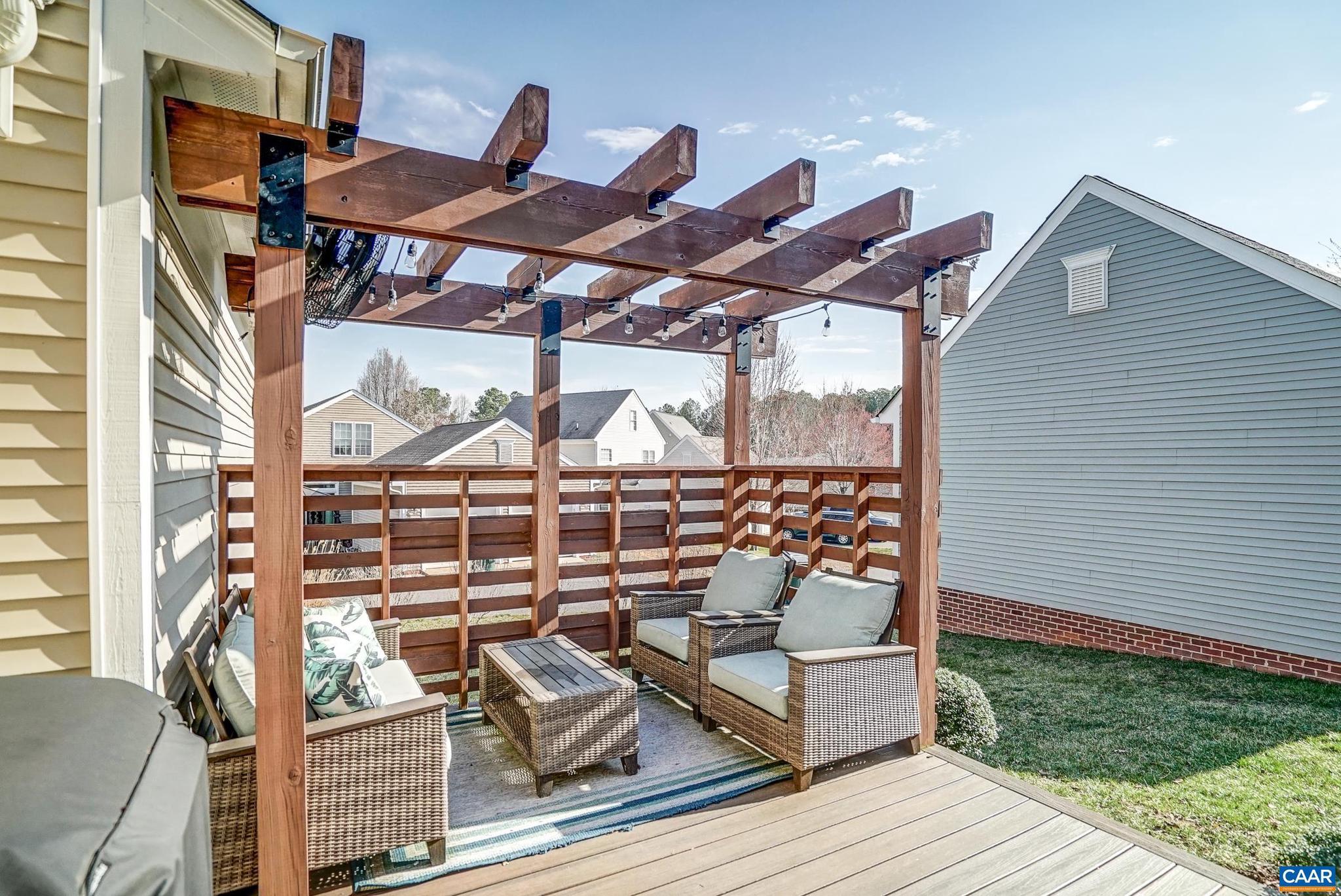 SPRING CREEK - Residential