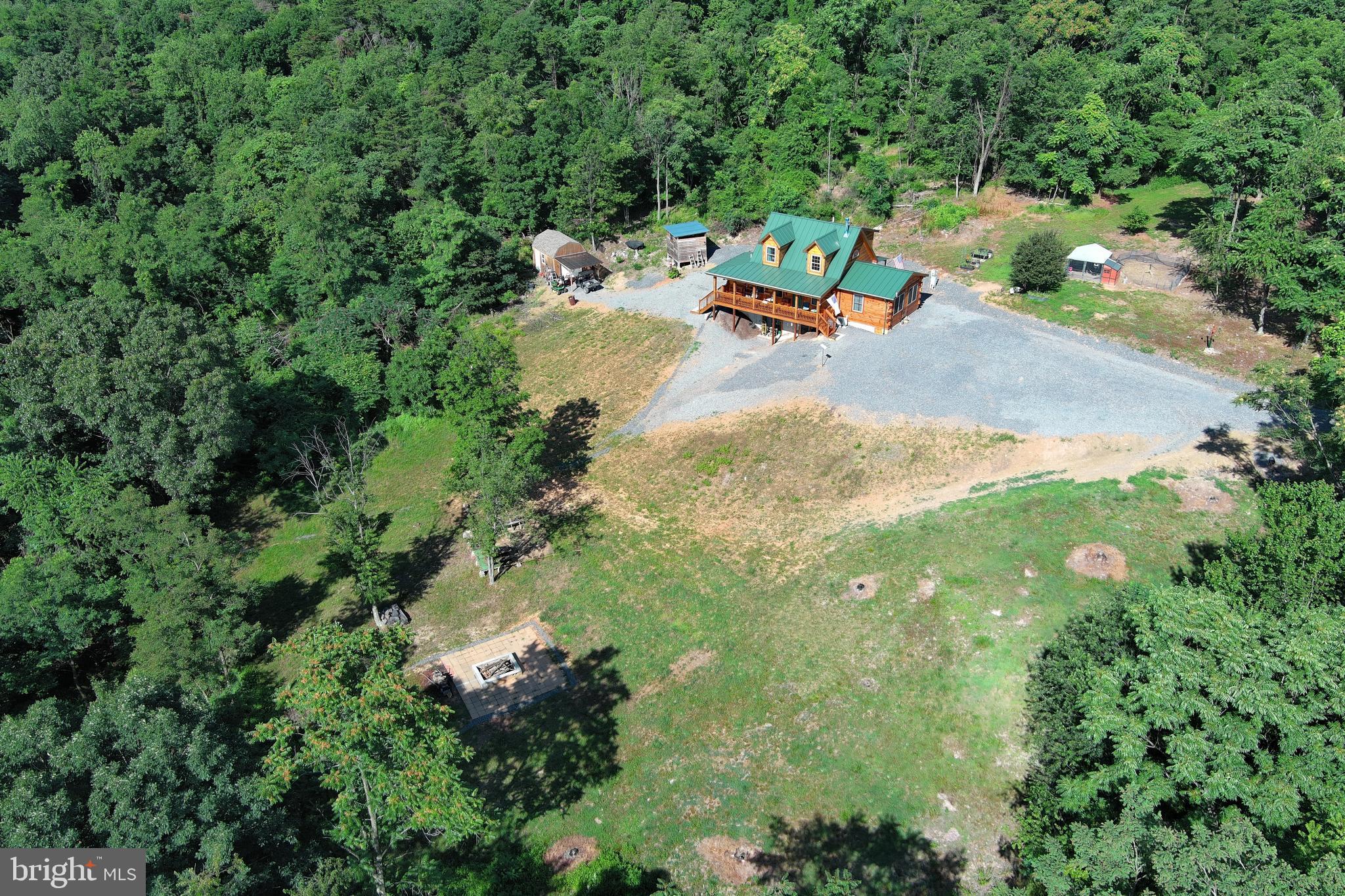 BLUFFS ON THE POTOMAC - Residential