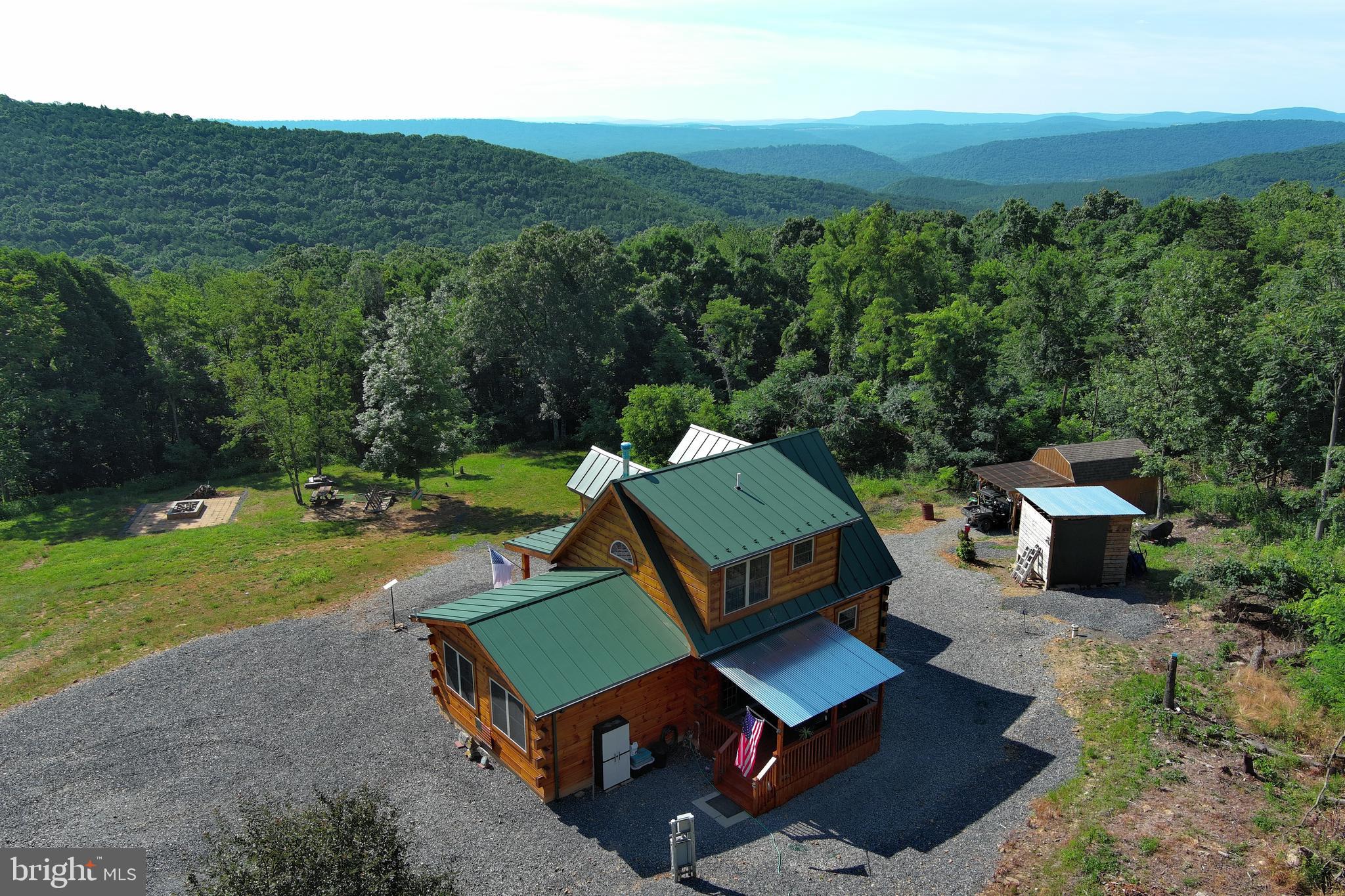 BLUFFS ON THE POTOMAC - Residential