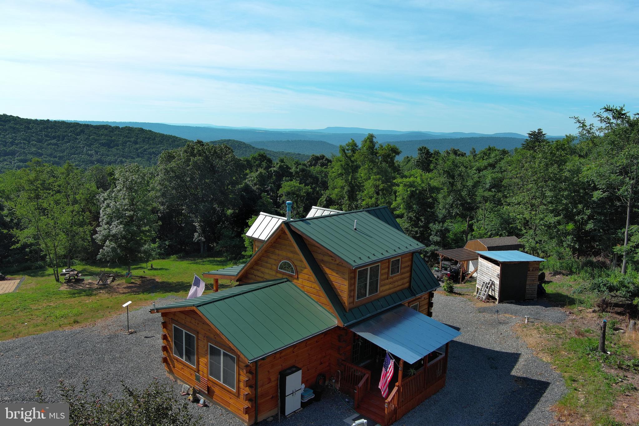BLUFFS ON THE POTOMAC - Residential