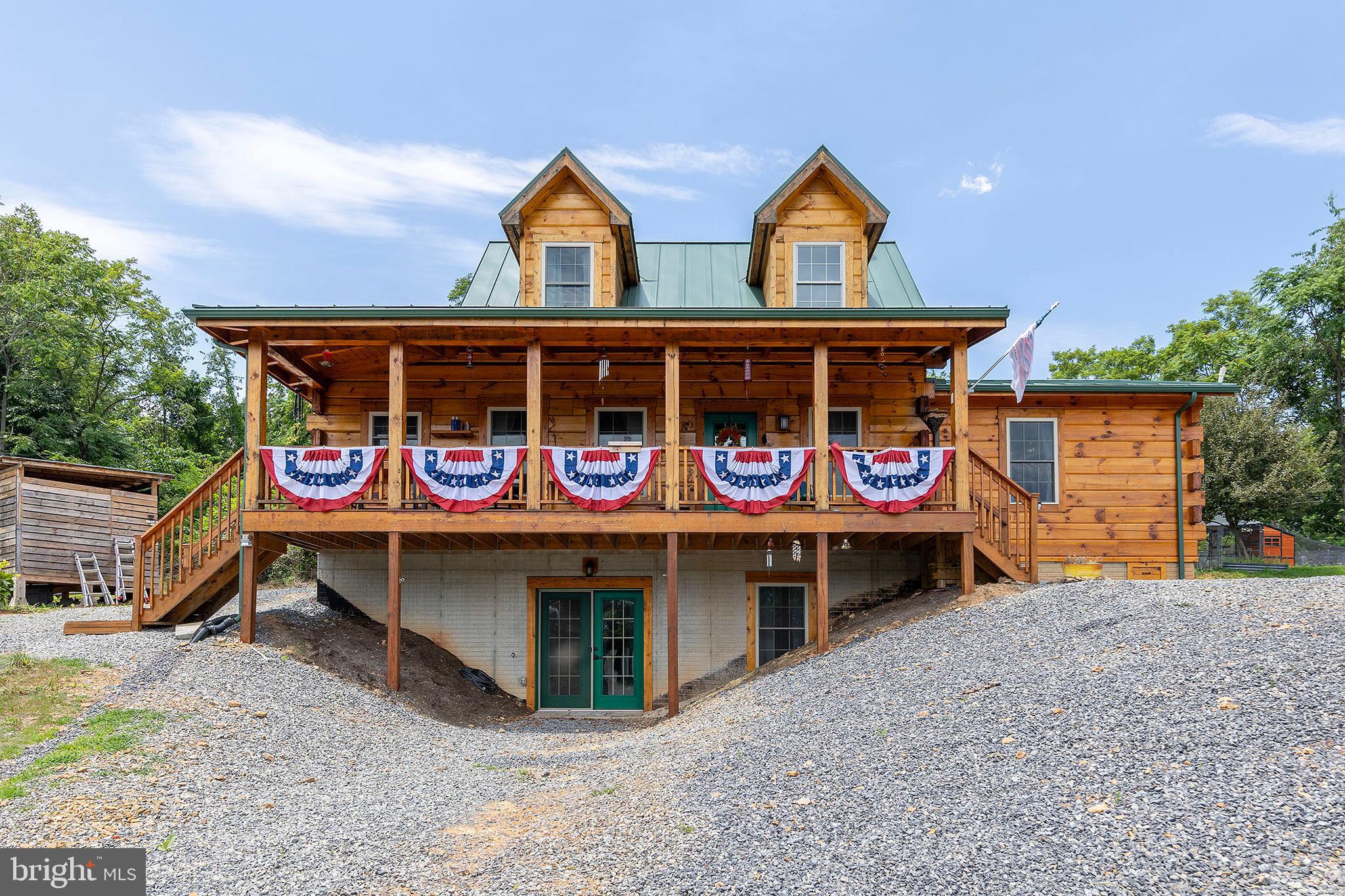 BLUFFS ON THE POTOMAC - Residential