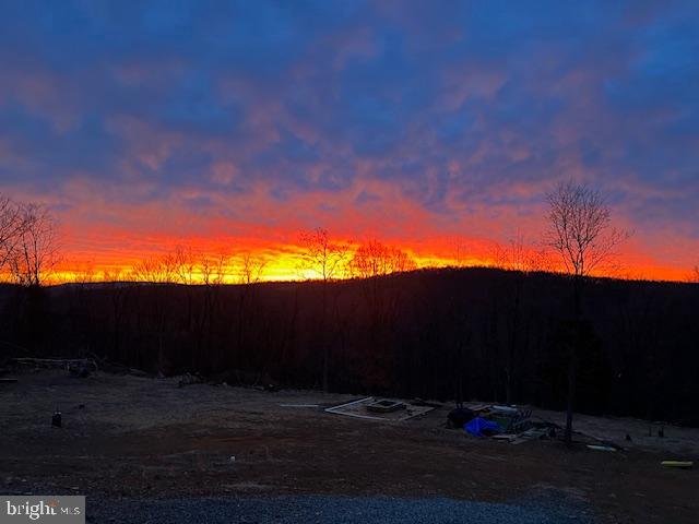 BLUFFS ON THE POTOMAC - Residential