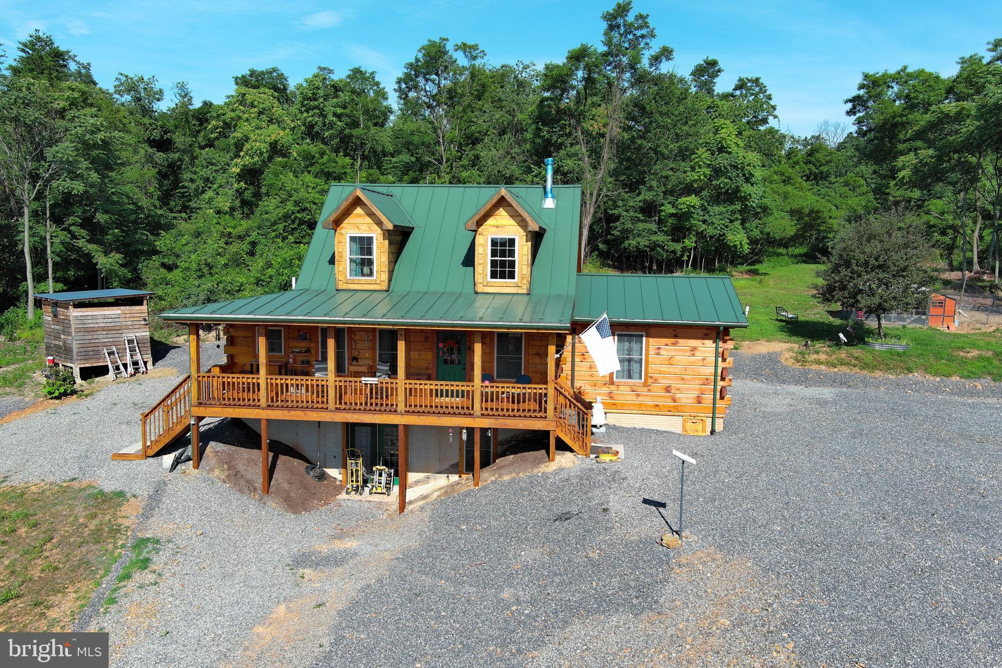 BLUFFS ON THE POTOMAC - Residential