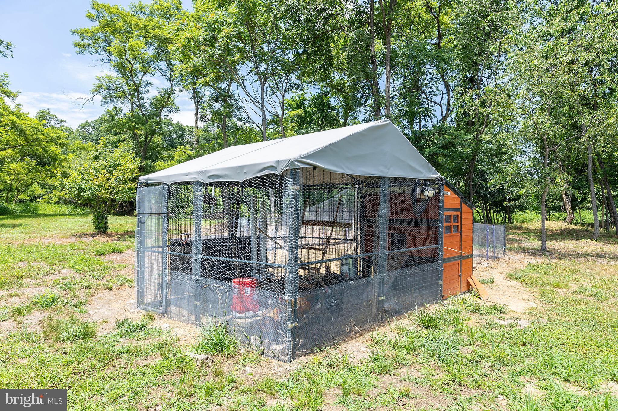 BLUFFS ON THE POTOMAC - Residential