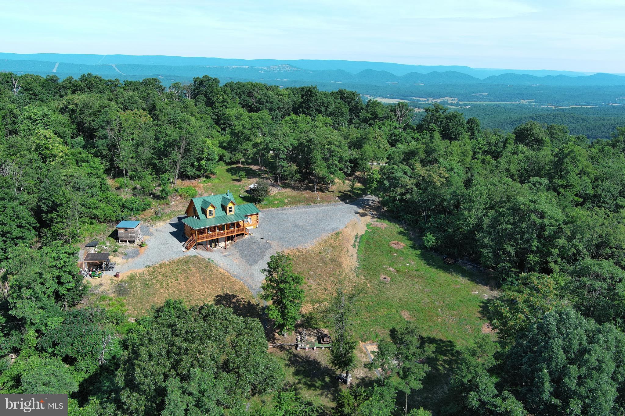 BLUFFS ON THE POTOMAC - Residential