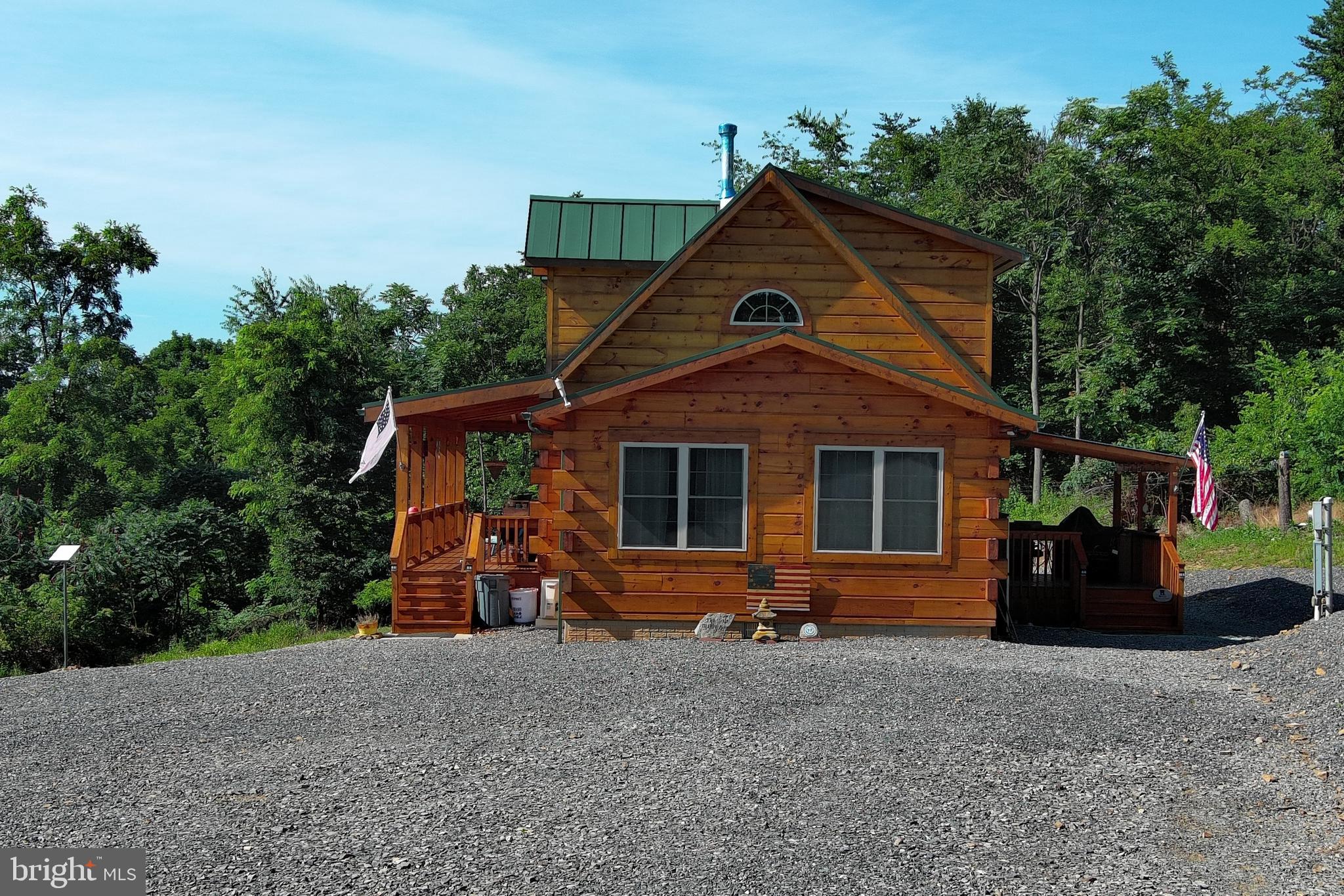 BLUFFS ON THE POTOMAC - Residential