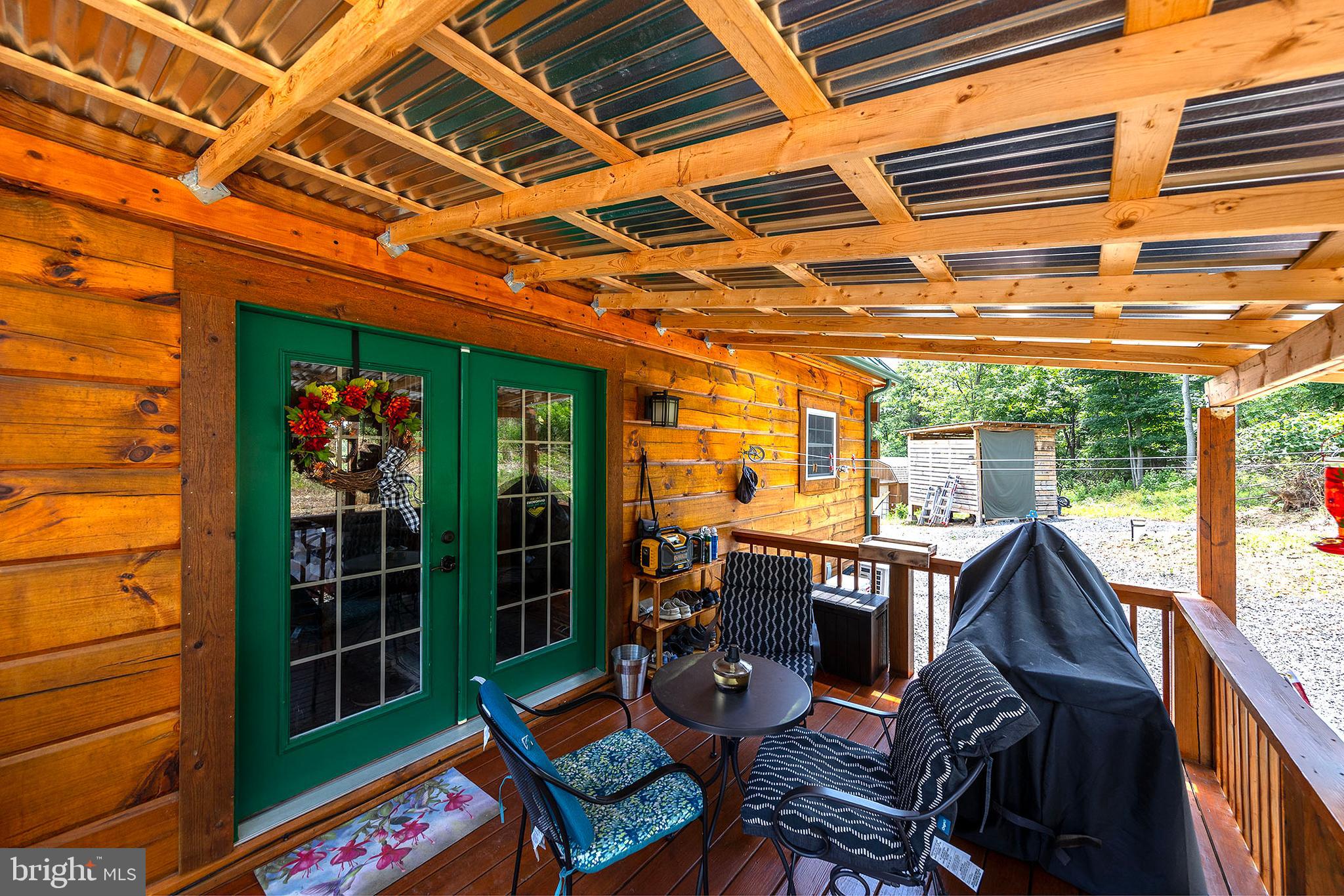 BLUFFS ON THE POTOMAC - Residential