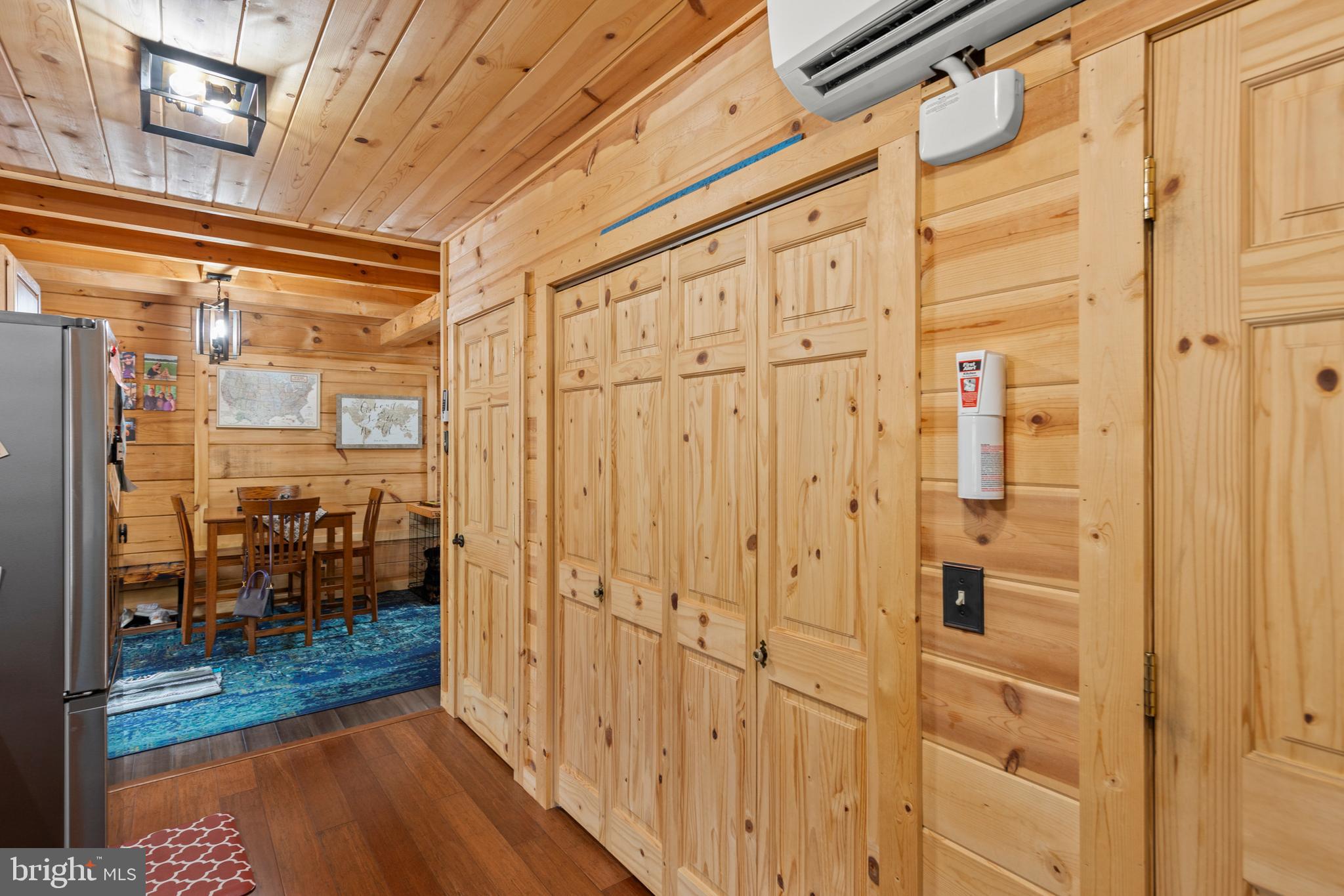 BLUFFS ON THE POTOMAC - Residential