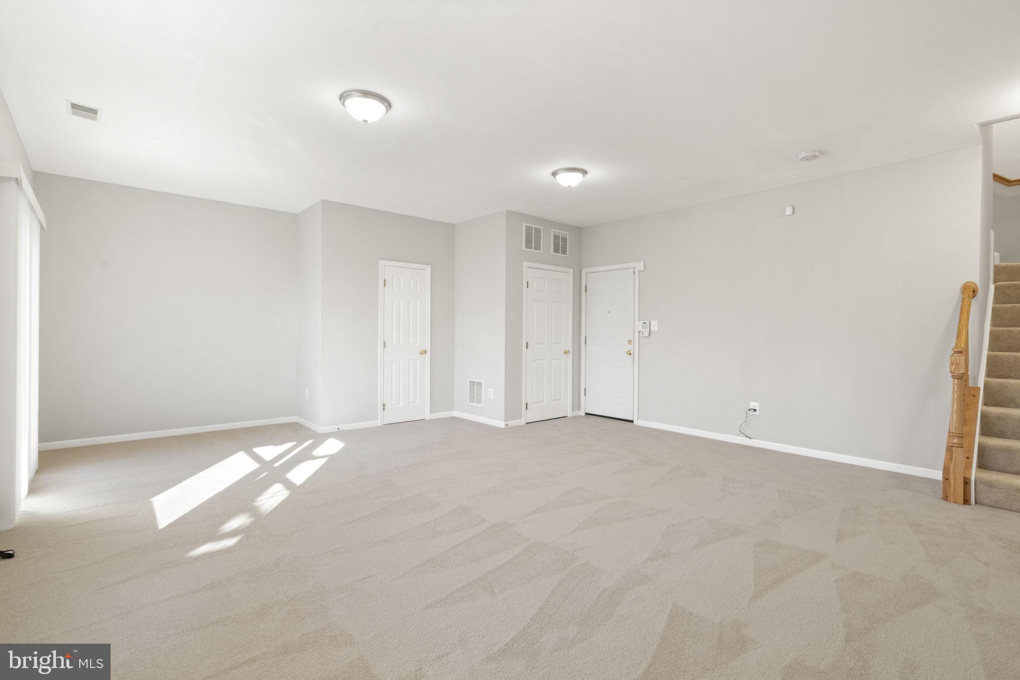 ISLAND CREEK - Residential