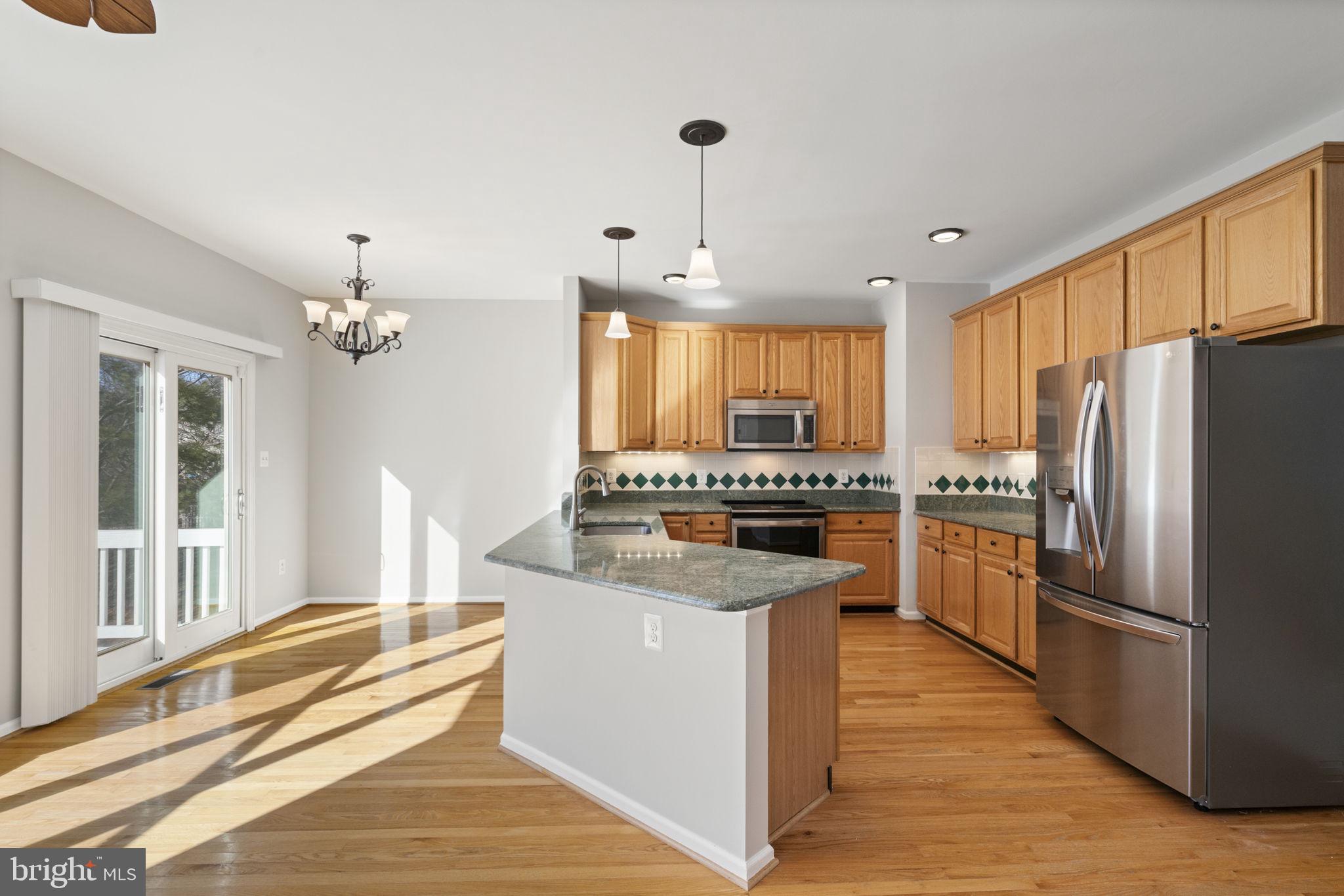 ISLAND CREEK - Residential