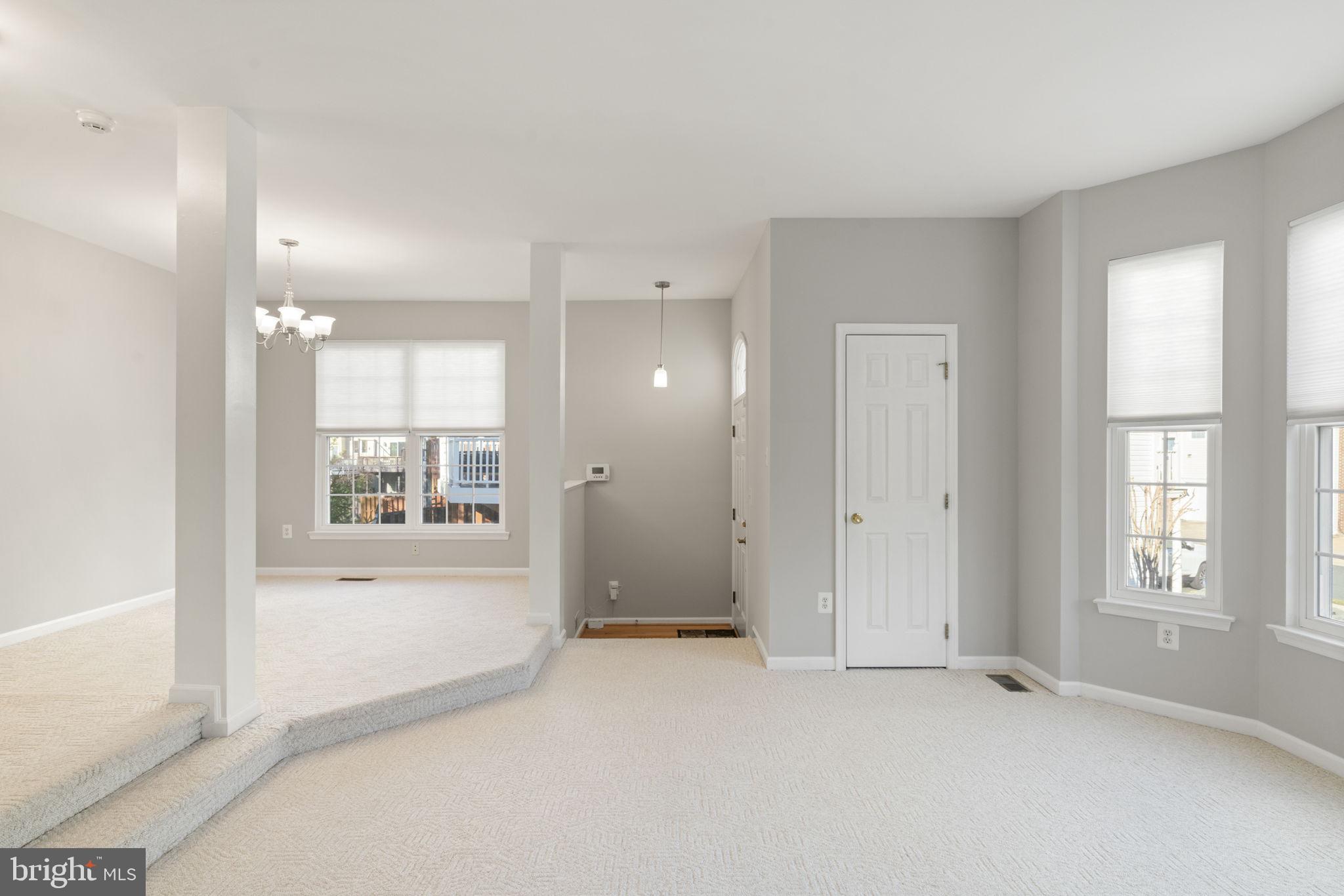 ISLAND CREEK - Residential