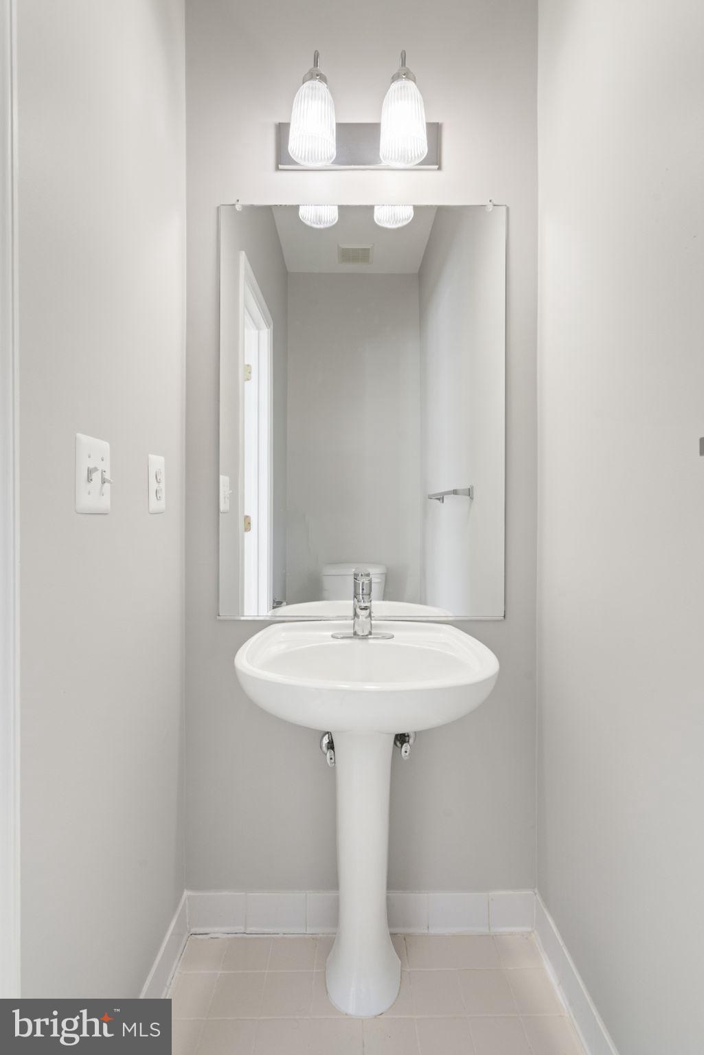 ISLAND CREEK - Residential