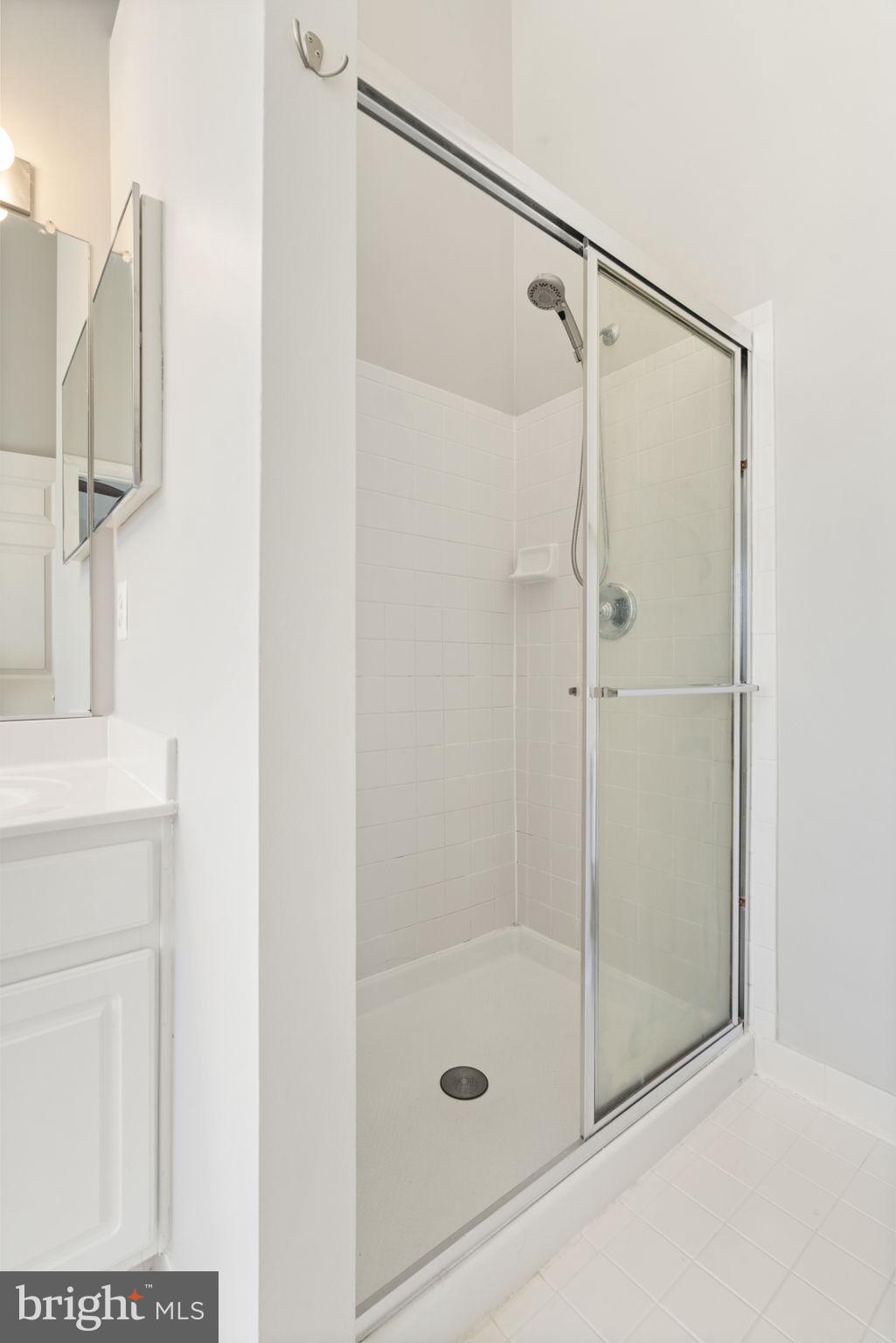 ISLAND CREEK - Residential