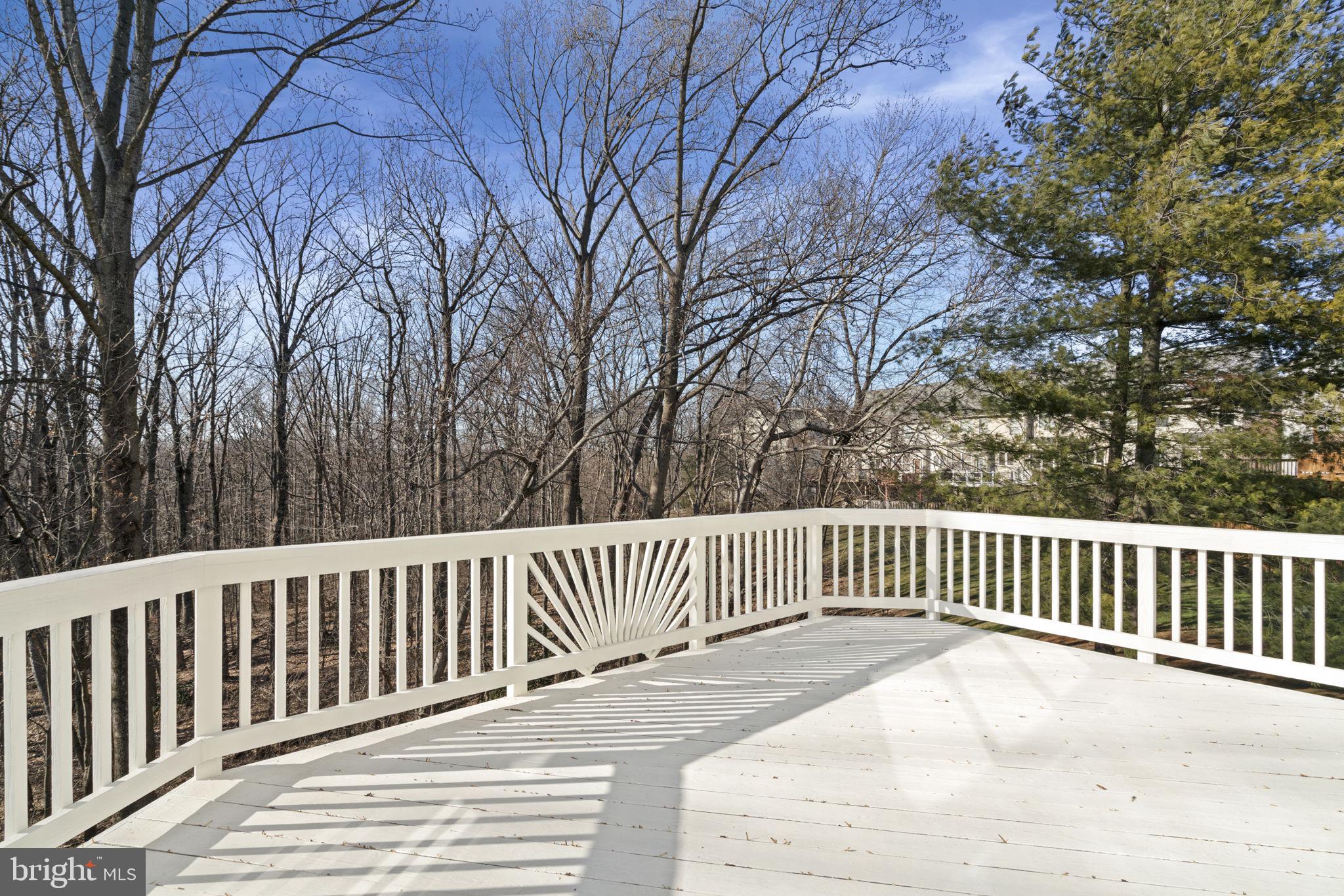 ISLAND CREEK - Residential