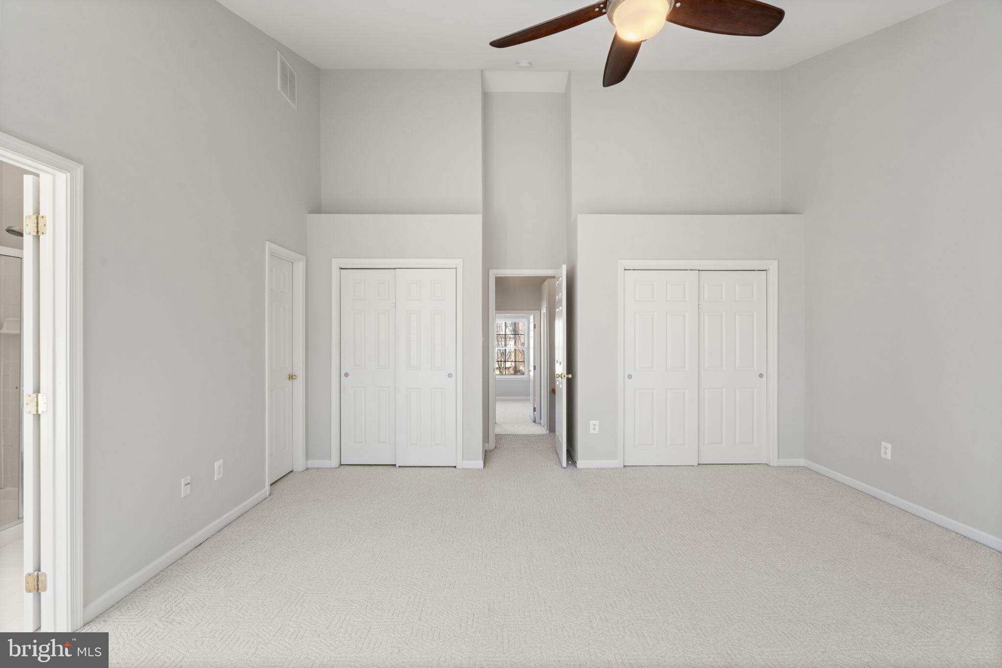 ISLAND CREEK - Residential