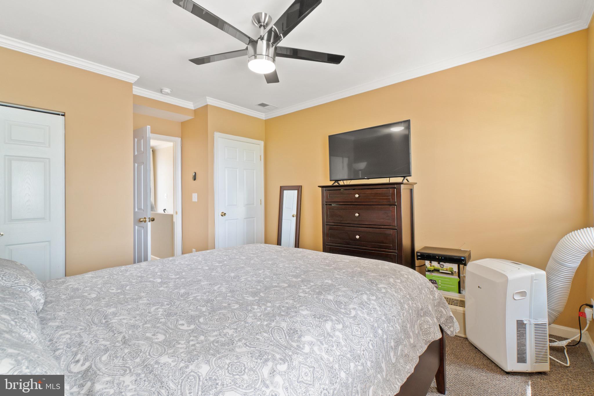 FELLS POINT HISTORIC DISTRICT - Residential