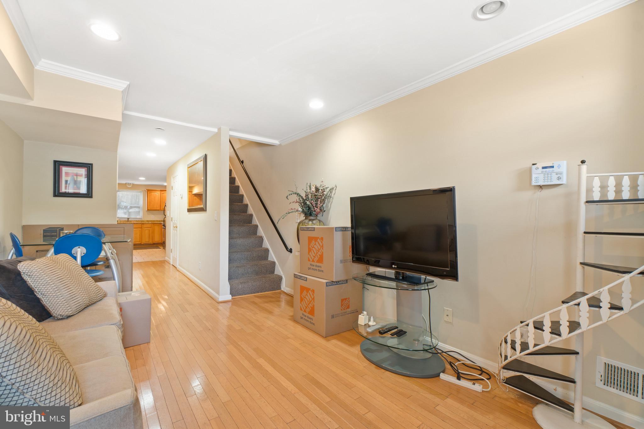 FELLS POINT HISTORIC DISTRICT - Residential