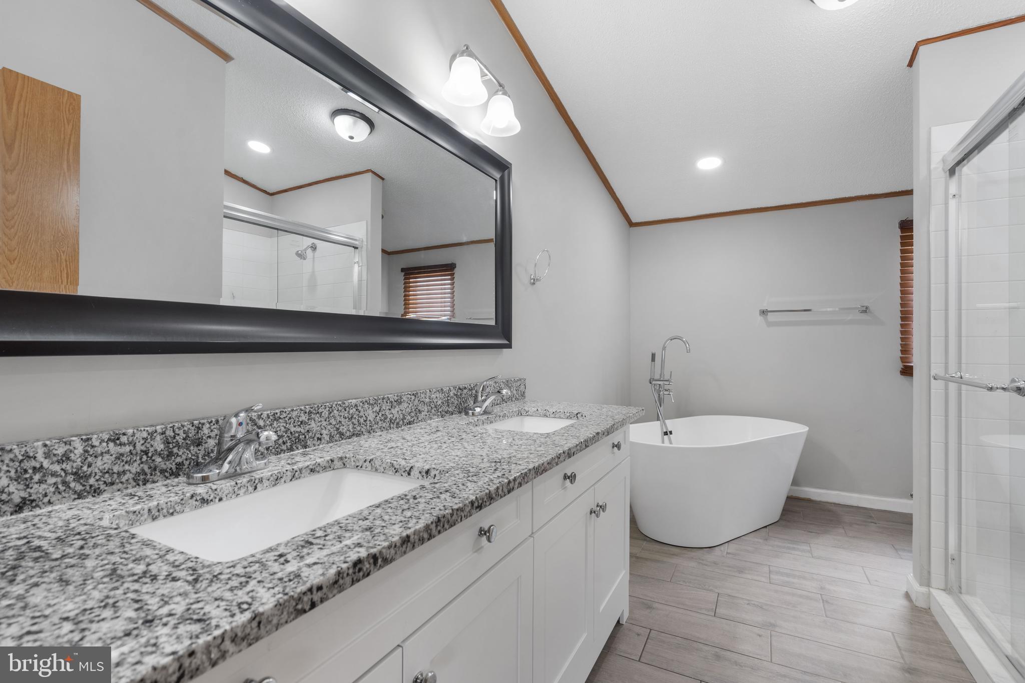 MEADOWS OF CHANTILLY - Residential