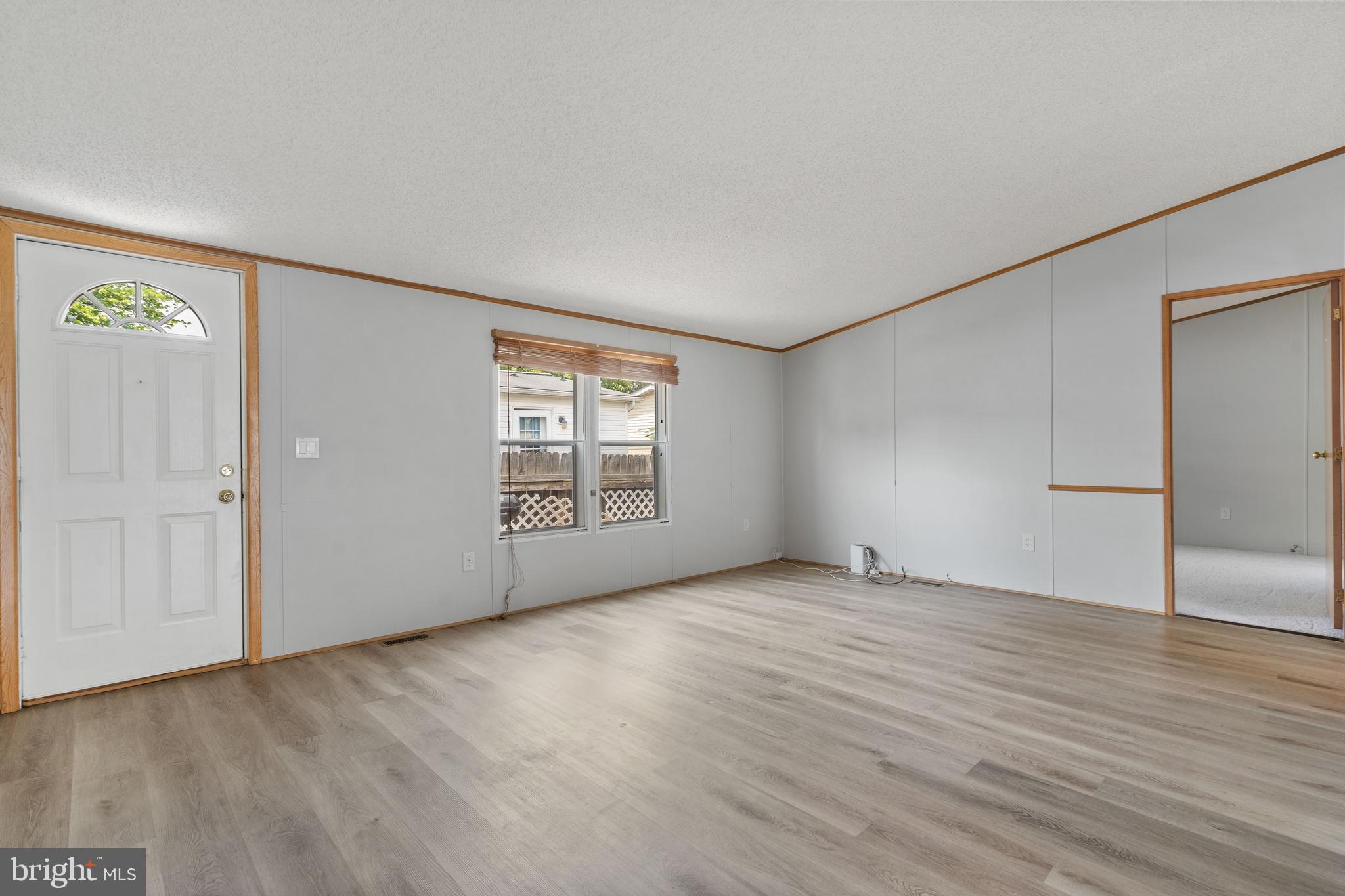 MEADOWS OF CHANTILLY - Residential