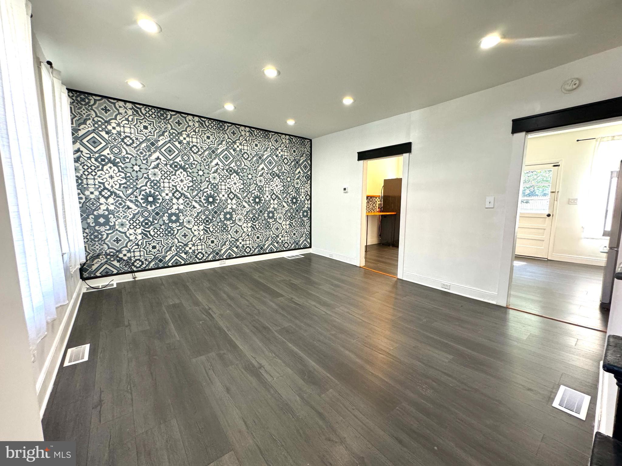 20 E FREDERICK STREET