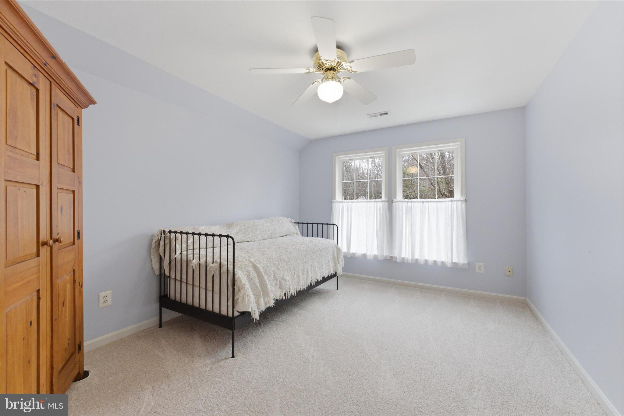 VALLEY VUE - Residential