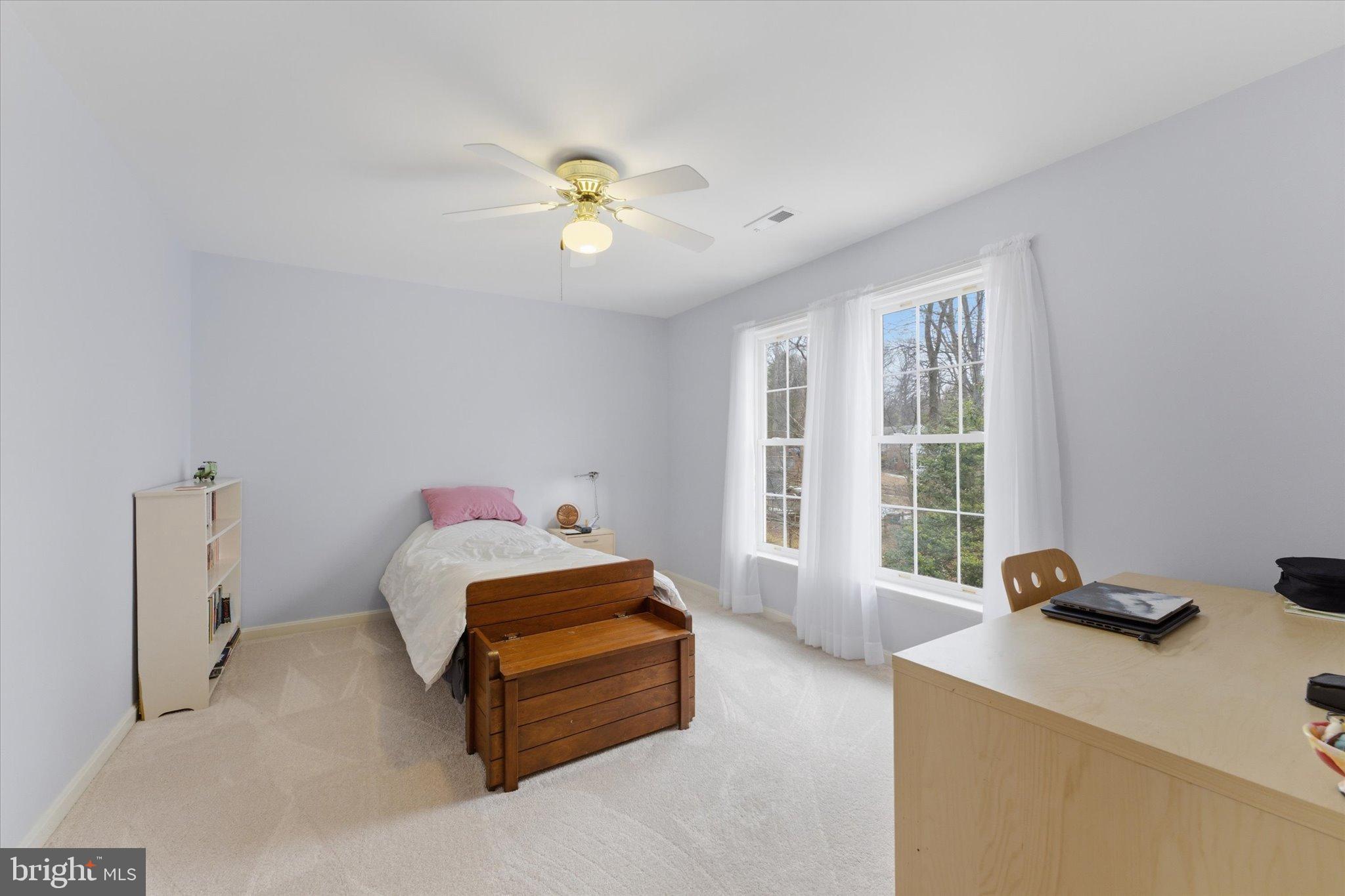 VALLEY VUE - Residential