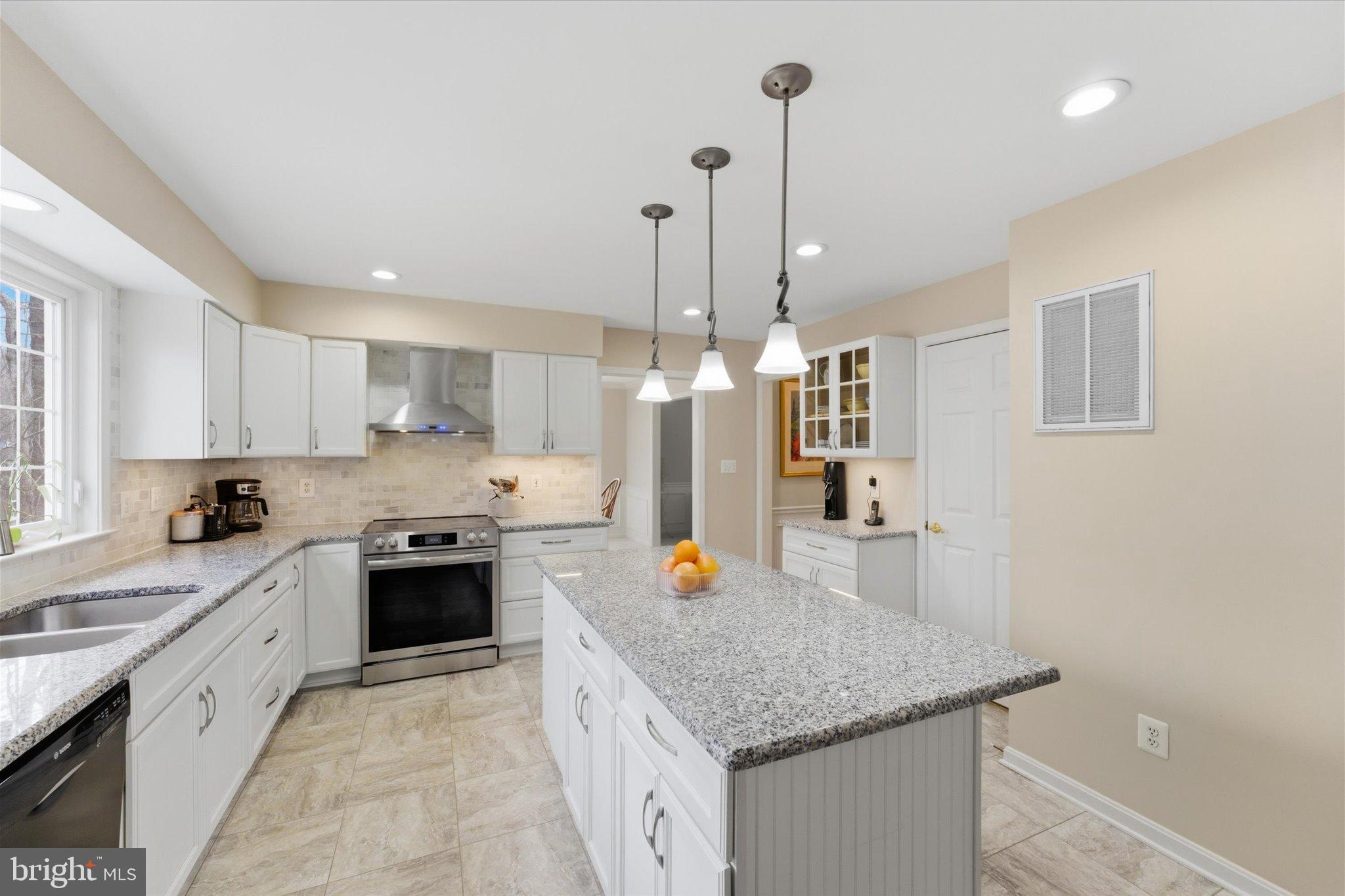 VALLEY VUE - Residential