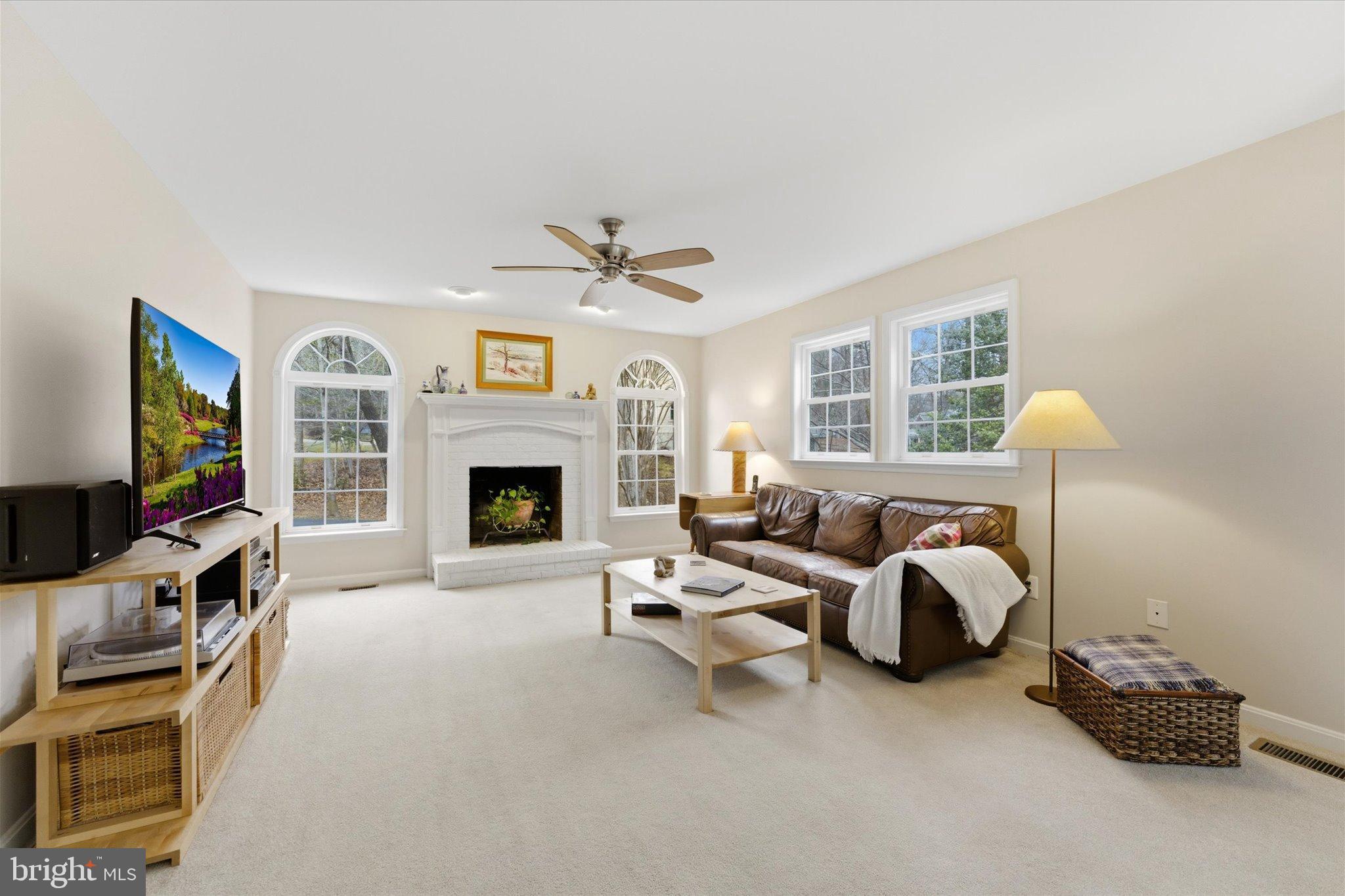 VALLEY VUE - Residential