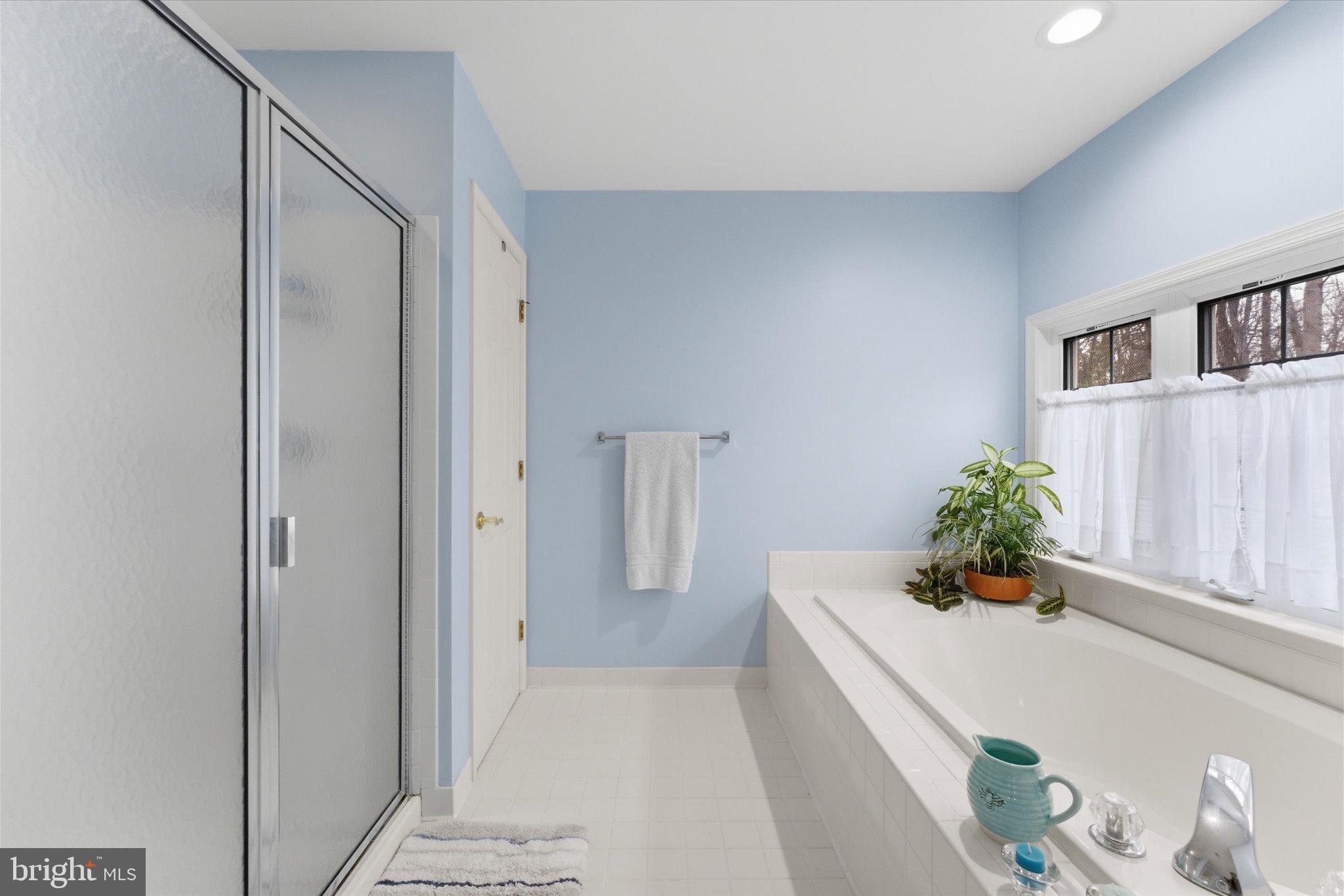 VALLEY VUE - Residential