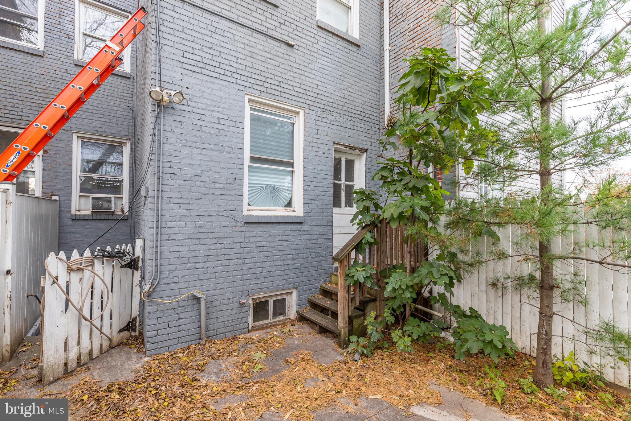 ORANGEVILLE - Residential Income