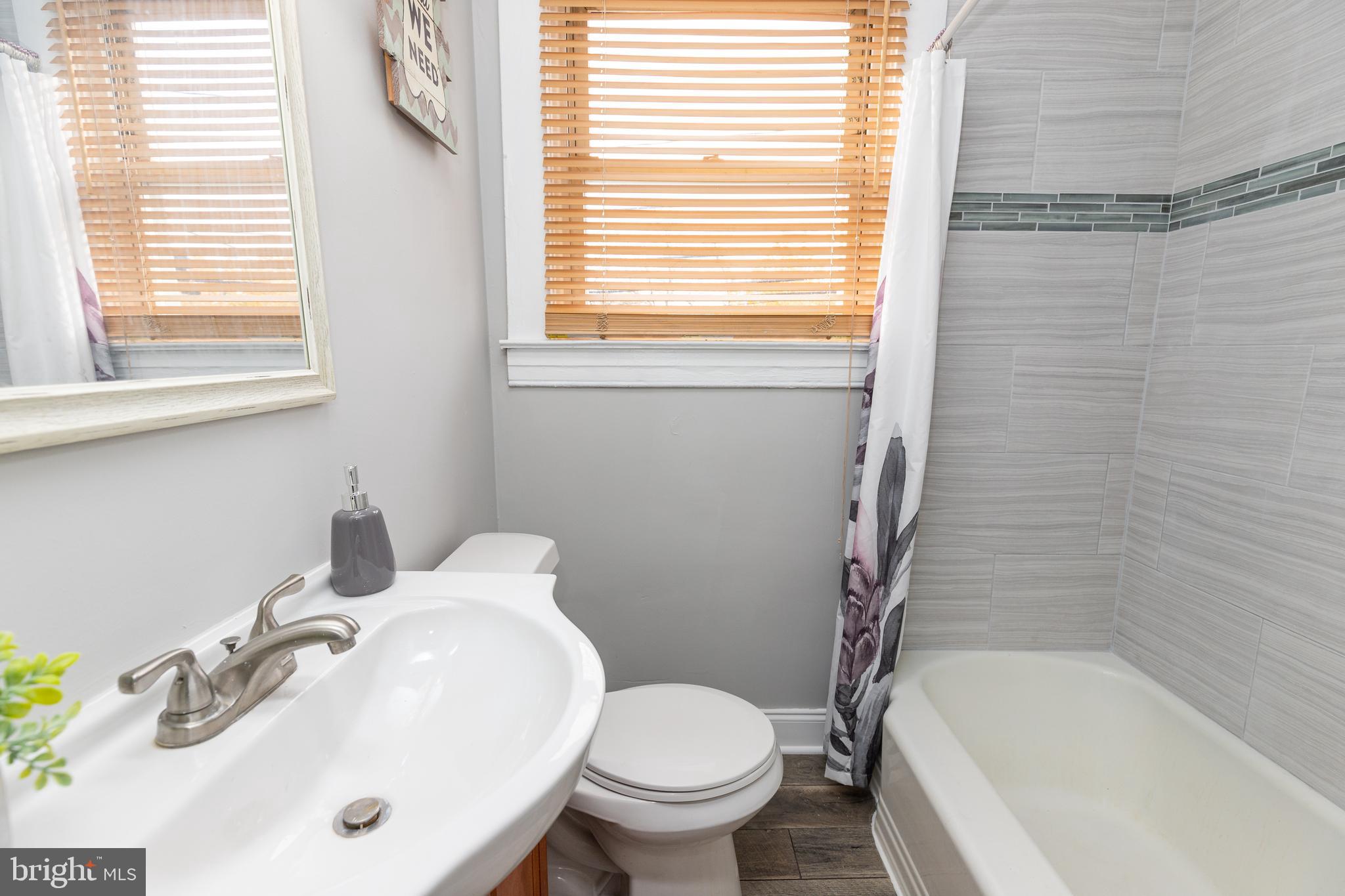 ORANGEVILLE - Residential Income