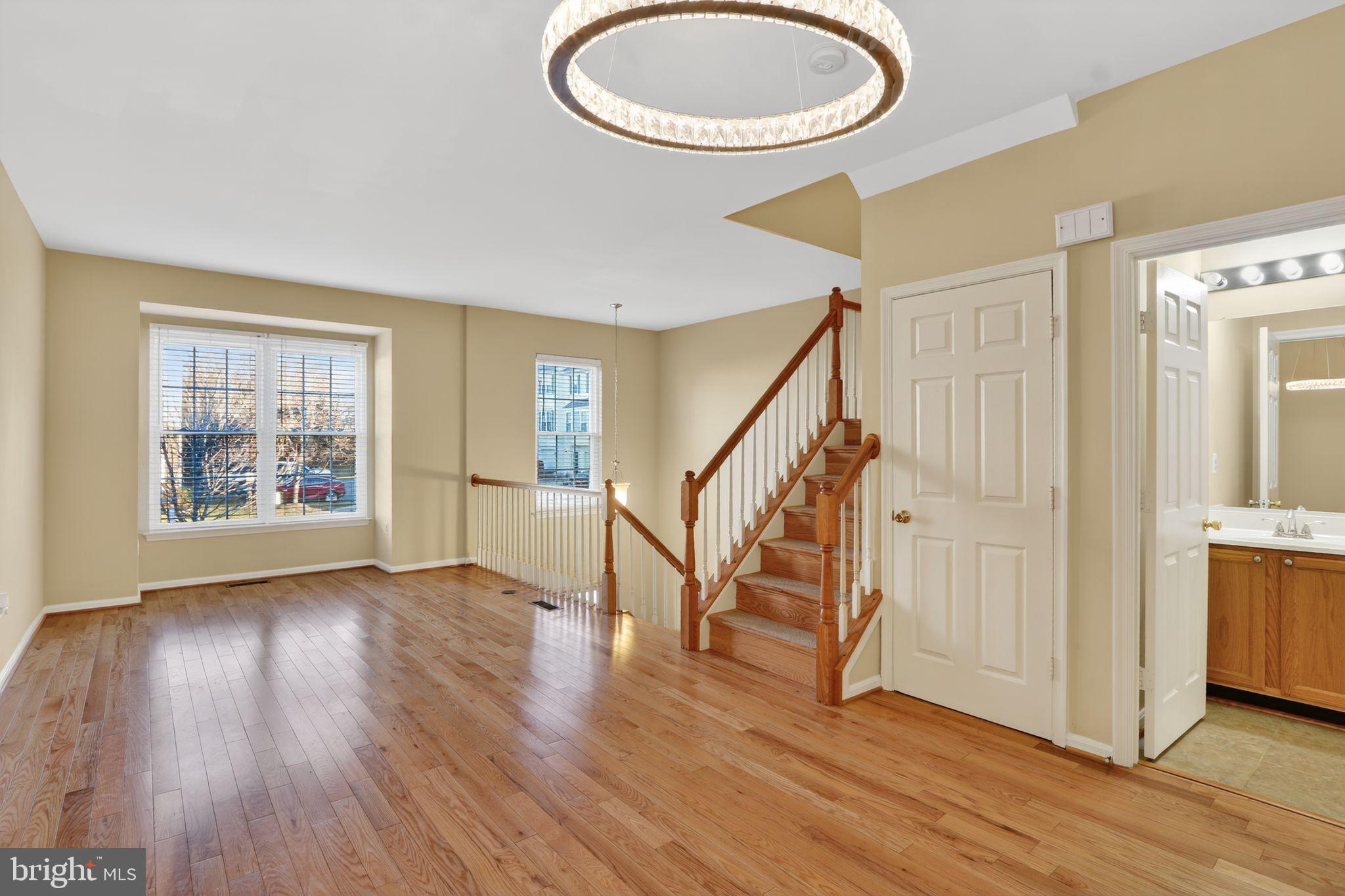 JAPONICA - Residential