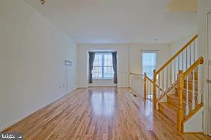 JAPONICA - Residential