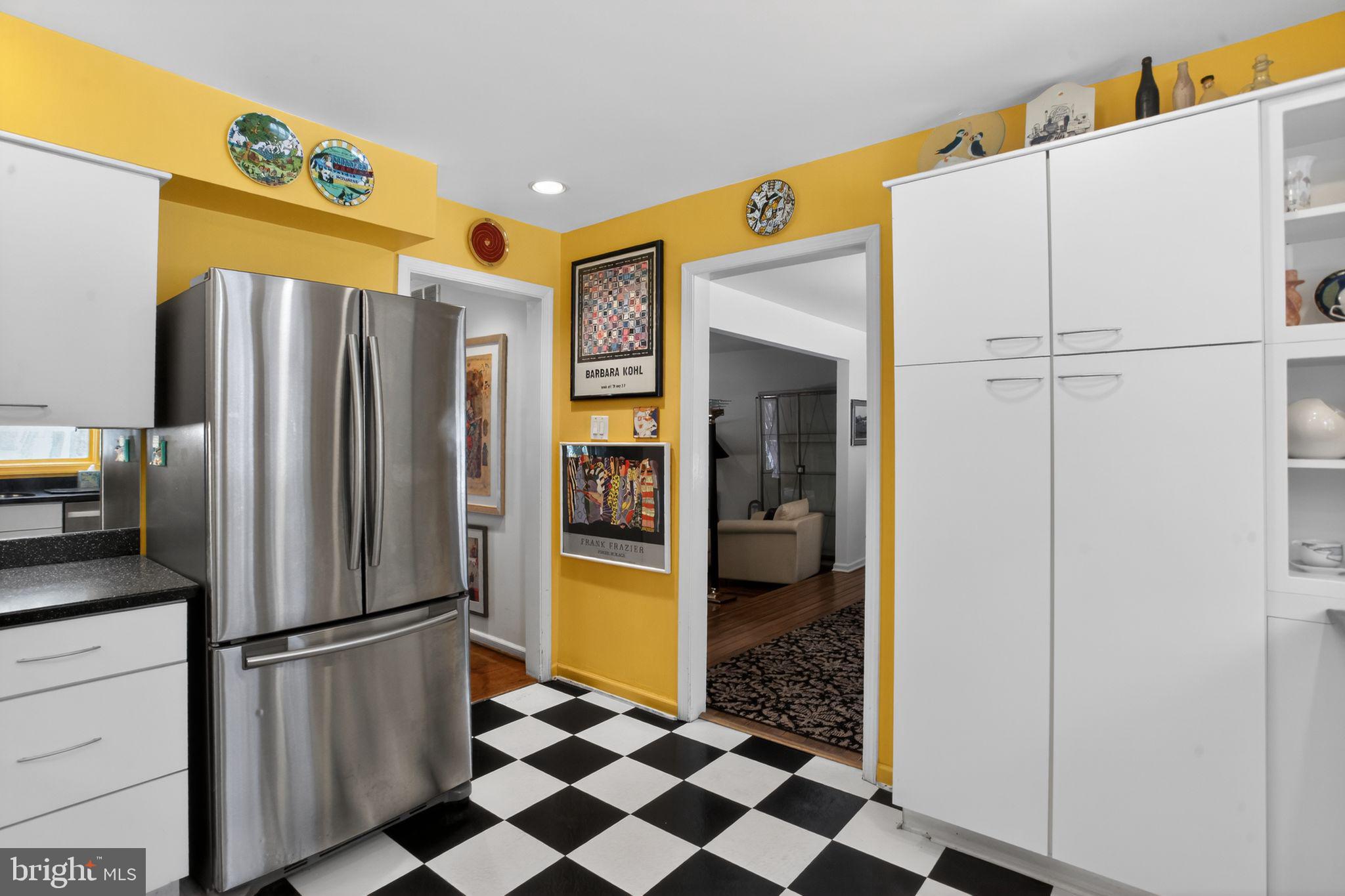 JENKINTOWN MANOR - Residential