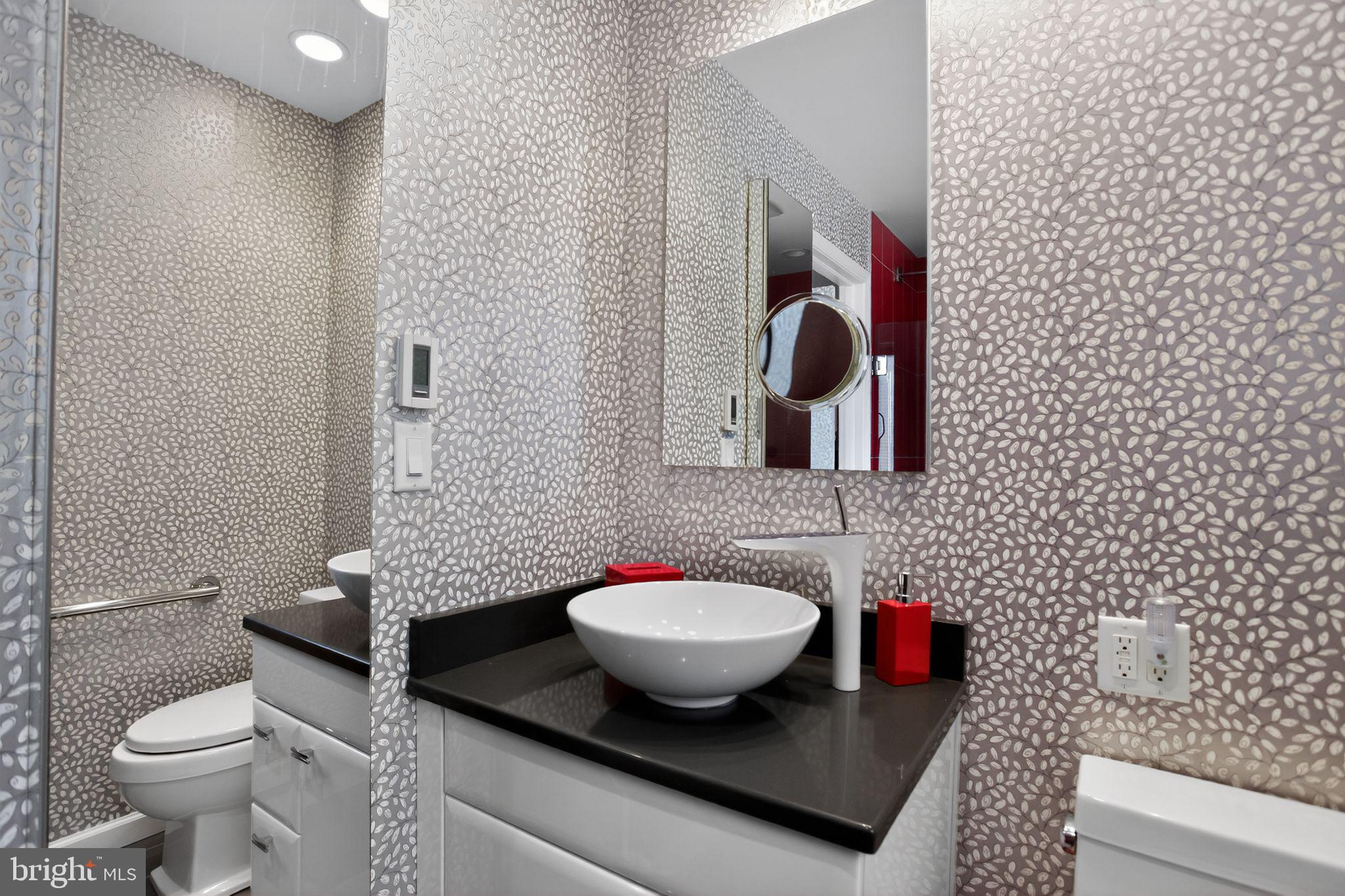 JENKINTOWN MANOR - Residential